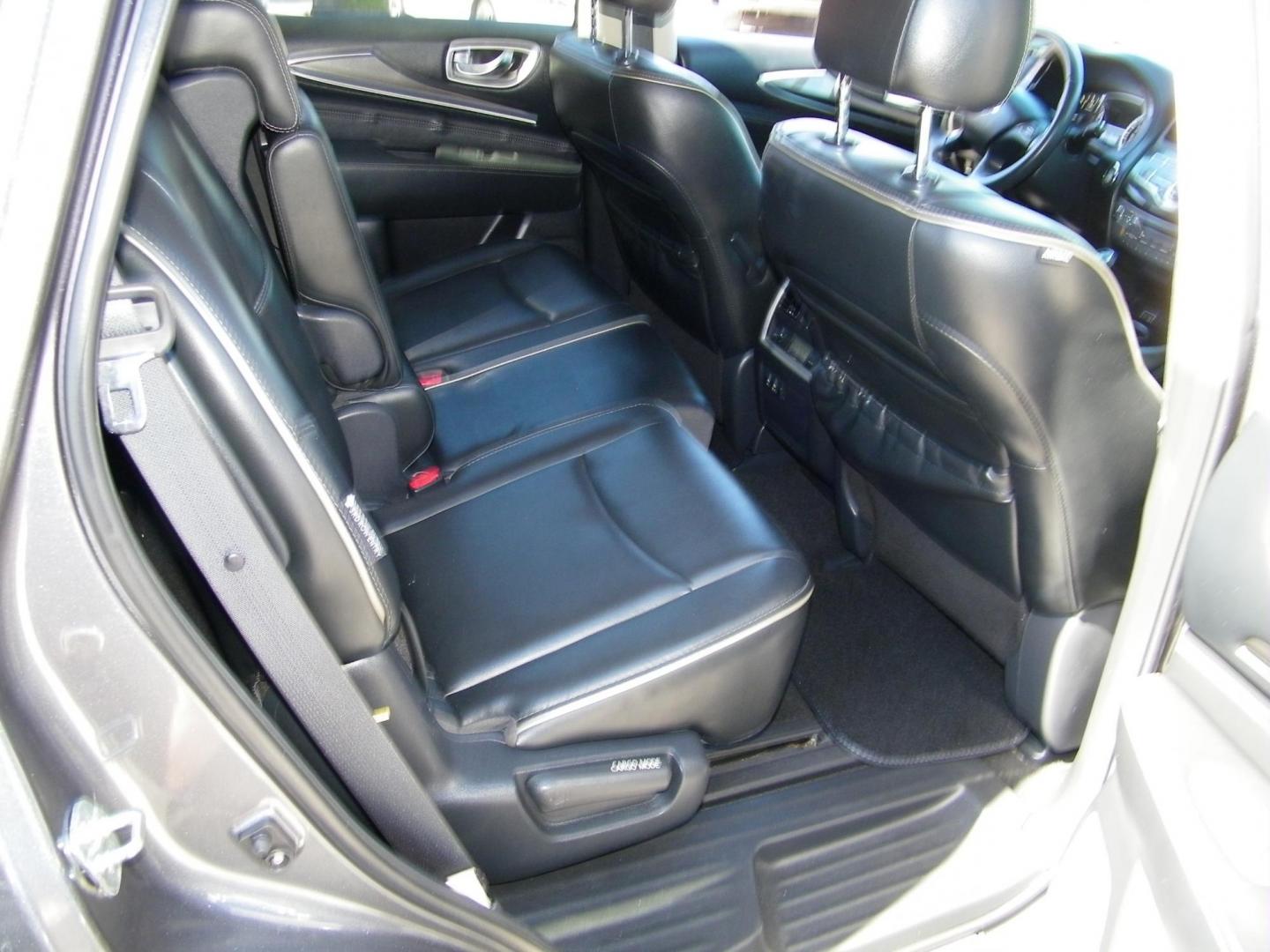2020 Grey /Black Infiniti QX60 PURE (5N1DL0MN6LC) with an 3.5L V6 DOHC 24V engine, CVT transmission, located at 4000 Bee Ridge Road, Sarasota, FL, 34233, (941) 926-0300, 27.298664, -82.489151 - Photo#13