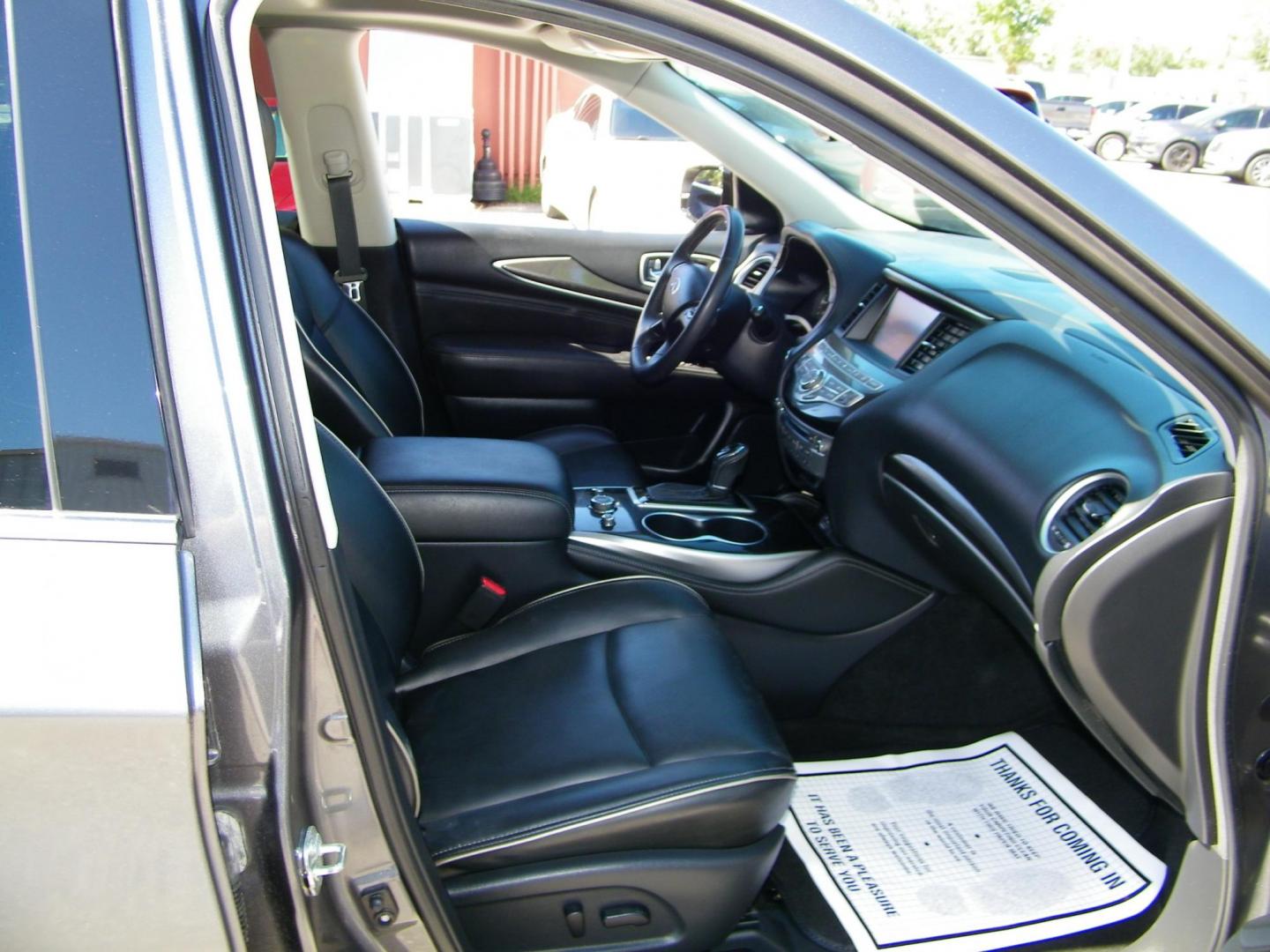 2020 Grey /Black Infiniti QX60 PURE (5N1DL0MN6LC) with an 3.5L V6 DOHC 24V engine, CVT transmission, located at 4000 Bee Ridge Road, Sarasota, FL, 34233, (941) 926-0300, 27.298664, -82.489151 - Photo#17