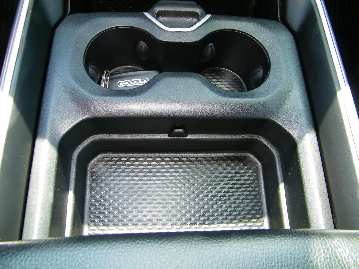 2020 Maroon /Black RAM 1500 Big Horn Crew Cab SWB 4WD (1C6SRFFT6LN) with an 5.7L V8 OHV 16V engine, 8A transmission, located at 4000 Bee Ridge Road, Sarasota, FL, 34233, (941) 926-0300, 27.298664, -82.489151 - Photo#21