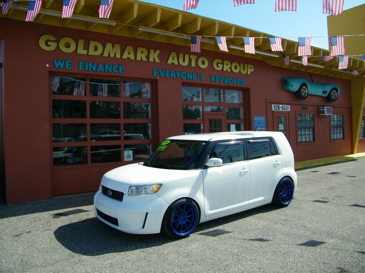2009 White /Black Scion xB Wagon (JTLKE50E791) with an 2.4L L4 DOHC 16V engine, Automatic transmission, located at 4000 Bee Ridge Road, Sarasota, FL, 34233, (941) 926-0300, 27.298664, -82.489151 - Photo#0