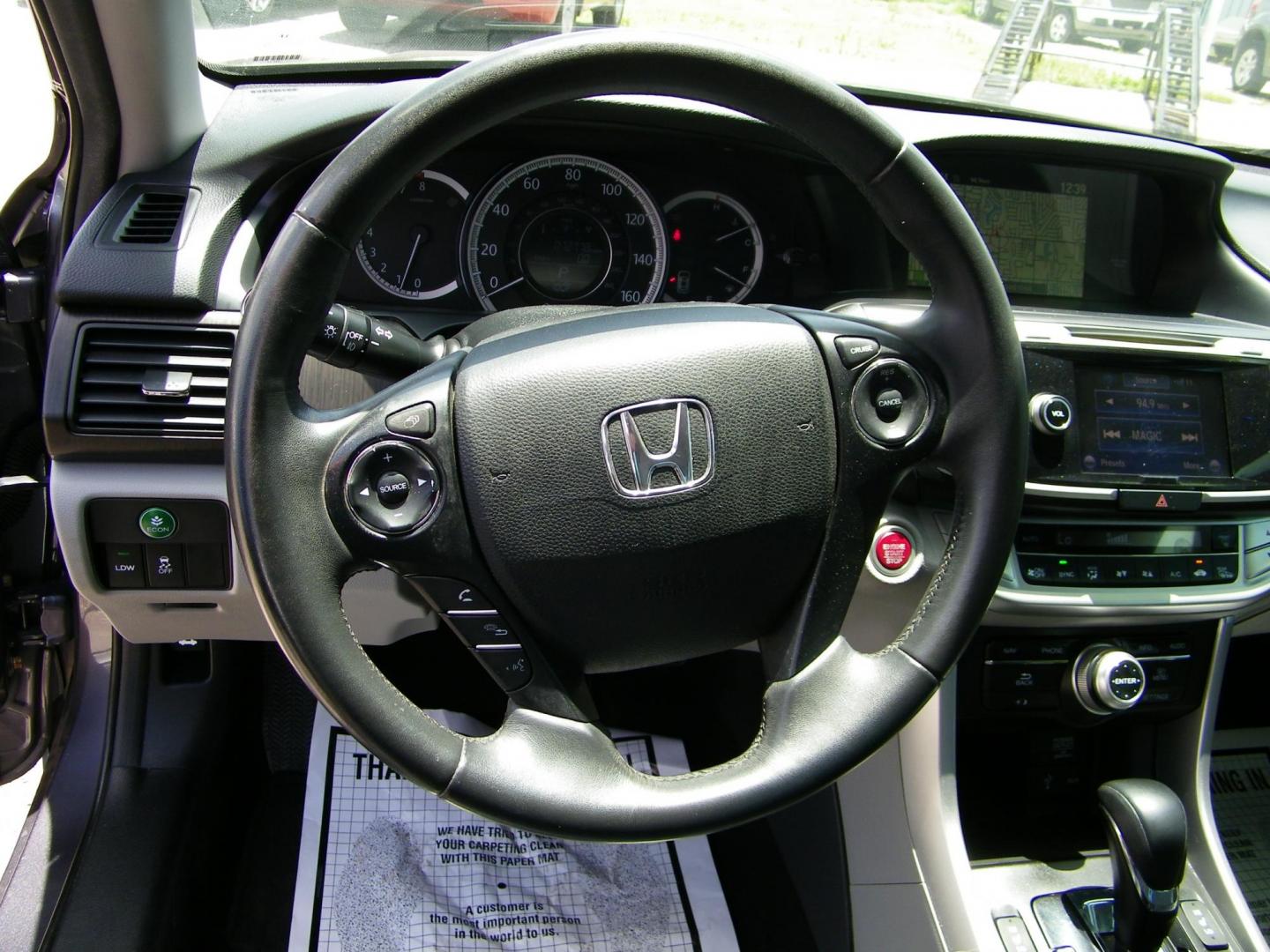 2013 Gray /Gray Honda Accord EX-L V6 Sedan AT (1HGCR3F89DA) with an 3.5L V6 SOHC 24V engine, 6-Speed Automatic transmission, located at 4000 Bee Ridge Road, Sarasota, FL, 34233, (941) 926-0300, 27.298664, -82.489151 - Photo#20