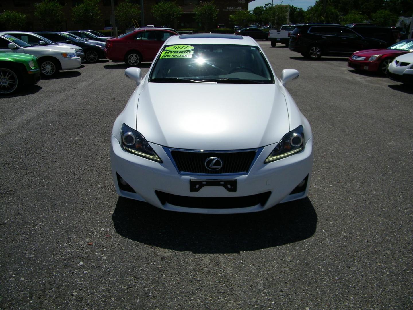2011 White /Beige Lexus IS IS 250 AWD (JTHCF5C25B5) with an 2.5L V6 24V DOHC engine, 6-Speed Automatic transmission, located at 4000 Bee Ridge Road, Sarasota, FL, 34233, (941) 926-0300, 27.298664, -82.489151 - Photo#1