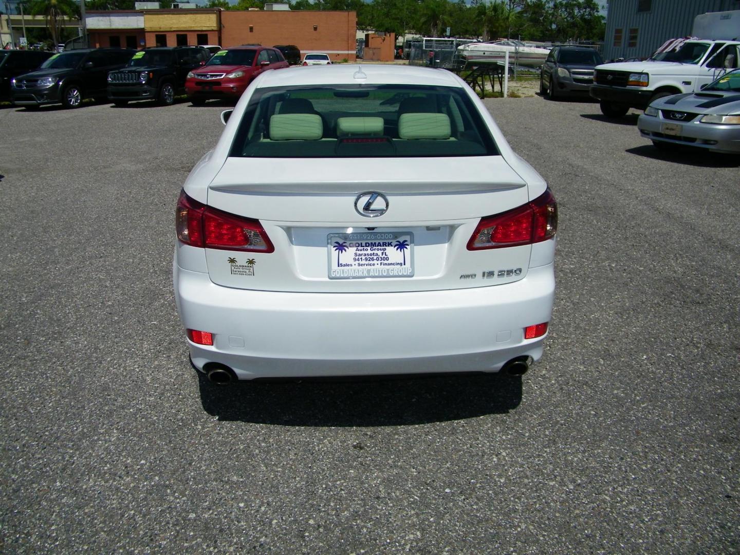 2011 White /Beige Lexus IS IS 250 AWD (JTHCF5C25B5) with an 2.5L V6 24V DOHC engine, 6-Speed Automatic transmission, located at 4000 Bee Ridge Road, Sarasota, FL, 34233, (941) 926-0300, 27.298664, -82.489151 - Photo#4