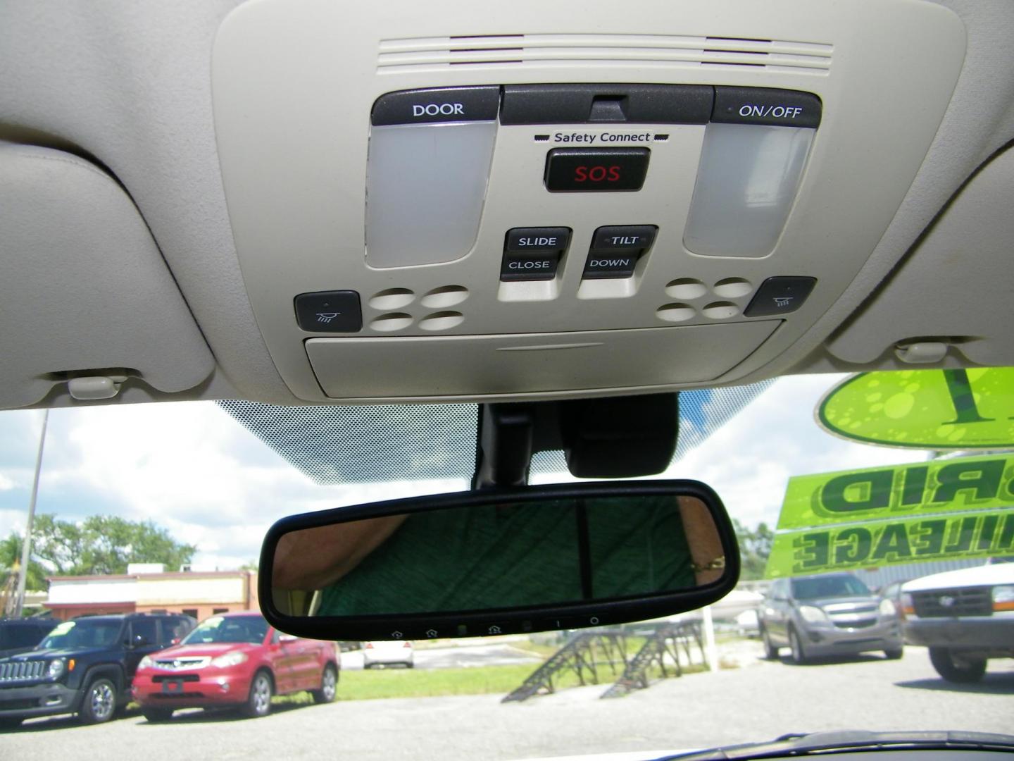 2011 White /Beige Lexus IS IS 250 AWD (JTHCF5C25B5) with an 2.5L V6 24V DOHC engine, 6-Speed Automatic transmission, located at 4000 Bee Ridge Road, Sarasota, FL, 34233, (941) 926-0300, 27.298664, -82.489151 - Photo#24