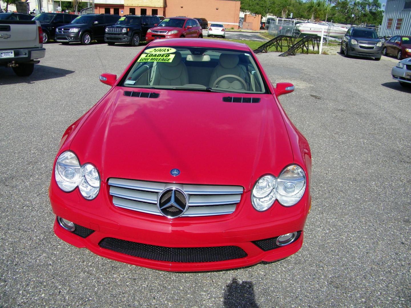 2008 Red /Beige Mercedes-Benz SL-Class SL550 (WDBSK71F98F) with an 5.5L V8 DOHC 32V engine, 7-Speed Automatic Overdrive transmission, located at 4000 Bee Ridge Road, Sarasota, FL, 34233, (941) 926-0300, 27.298664, -82.489151 - Photo#27