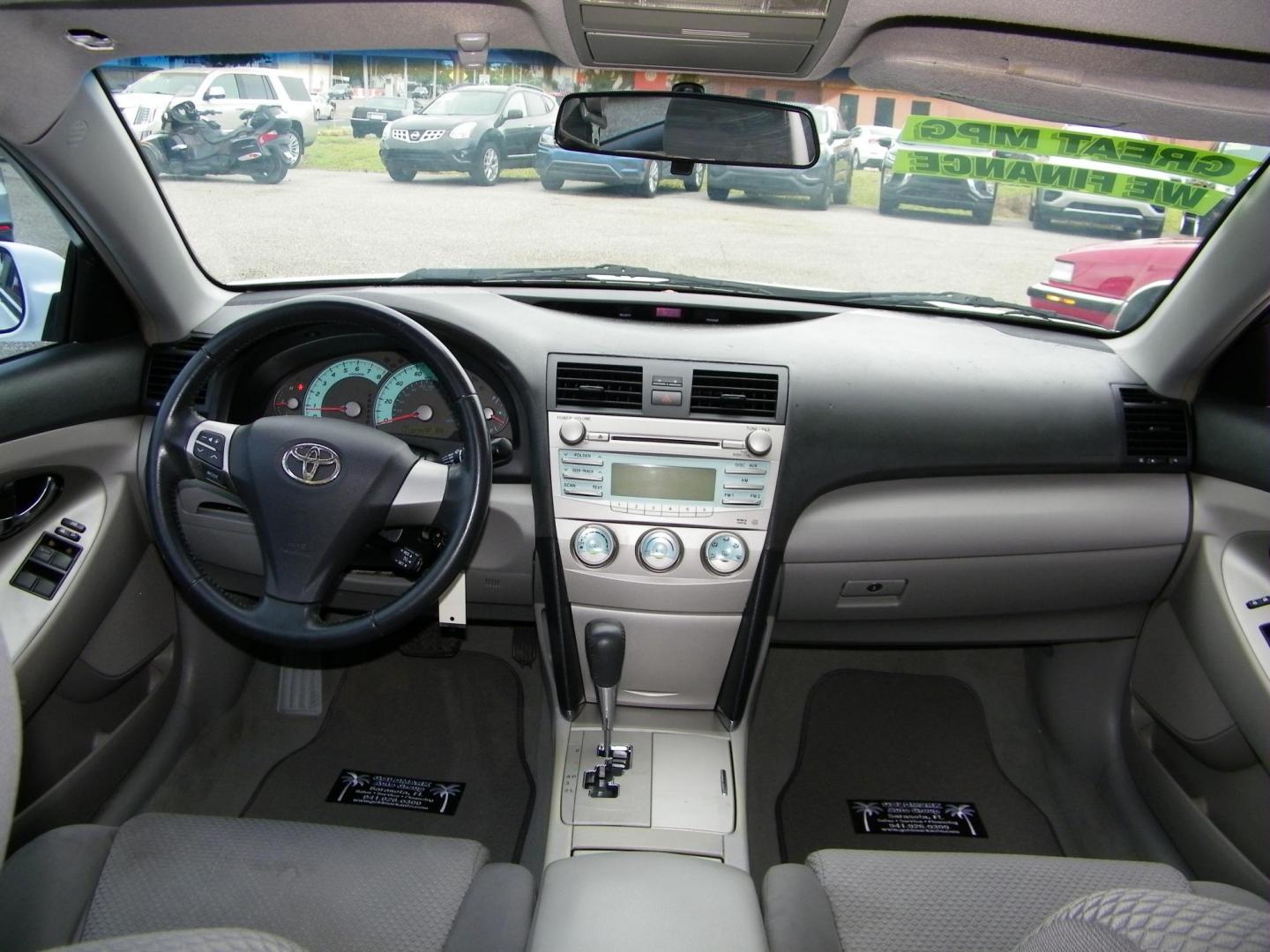 2009 White /Grey Toyota Camry CE 5-Spd AT (4T1BE46K99U) with an 2.4L L4 DOHC 16V engine, 5-Speed Automatic Overdrive transmission, located at 4000 Bee Ridge Road, Sarasota, FL, 34233, (941) 926-0300, 27.298664, -82.489151 - Photo#10