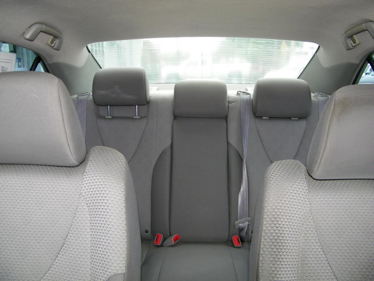 2009 White /Grey Toyota Camry CE 5-Spd AT (4T1BE46K99U) with an 2.4L L4 DOHC 16V engine, 5-Speed Automatic Overdrive transmission, located at 4000 Bee Ridge Road, Sarasota, FL, 34233, (941) 926-0300, 27.298664, -82.489151 - Photo#13