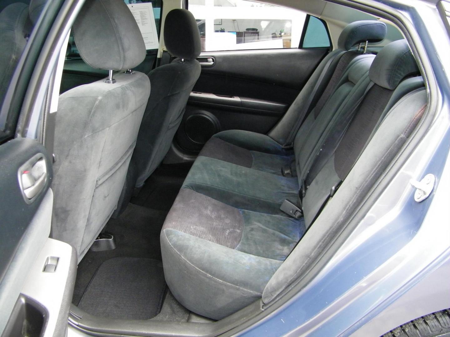 2010 Grey /Black Mazda MAZDA6 I Grand Touring (1YVHZ8BH4A5) with an 2.5L L4 DOHC 16V engine, 5-Speed Automatic transmission, located at 4000 Bee Ridge Road, Sarasota, FL, 34233, (941) 926-0300, 27.298664, -82.489151 - Photo#7