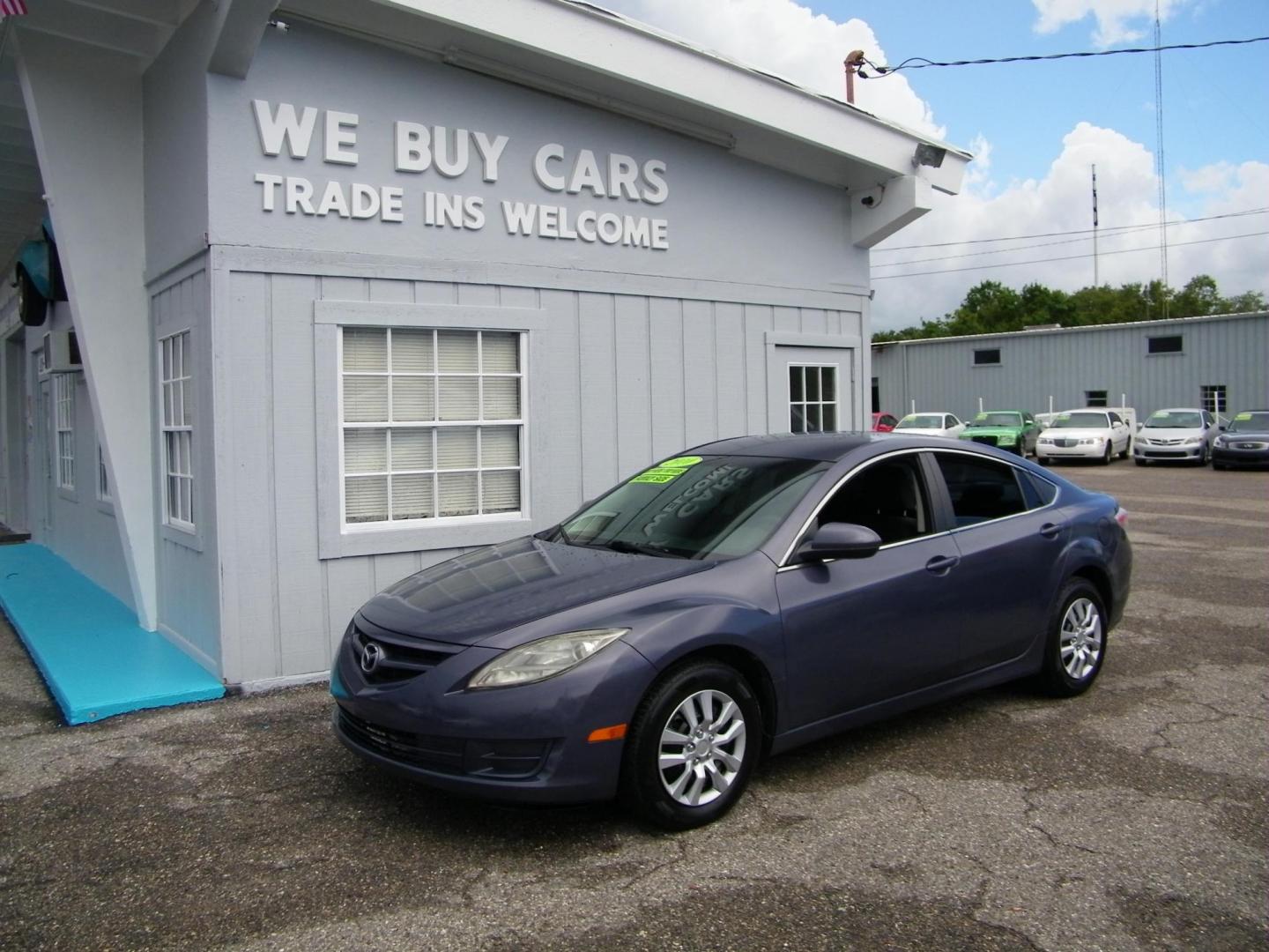 2010 Grey /Black Mazda MAZDA6 I Grand Touring (1YVHZ8BH4A5) with an 2.5L L4 DOHC 16V engine, 5-Speed Automatic transmission, located at 4000 Bee Ridge Road, Sarasota, FL, 34233, (941) 926-0300, 27.298664, -82.489151 - Photo#5