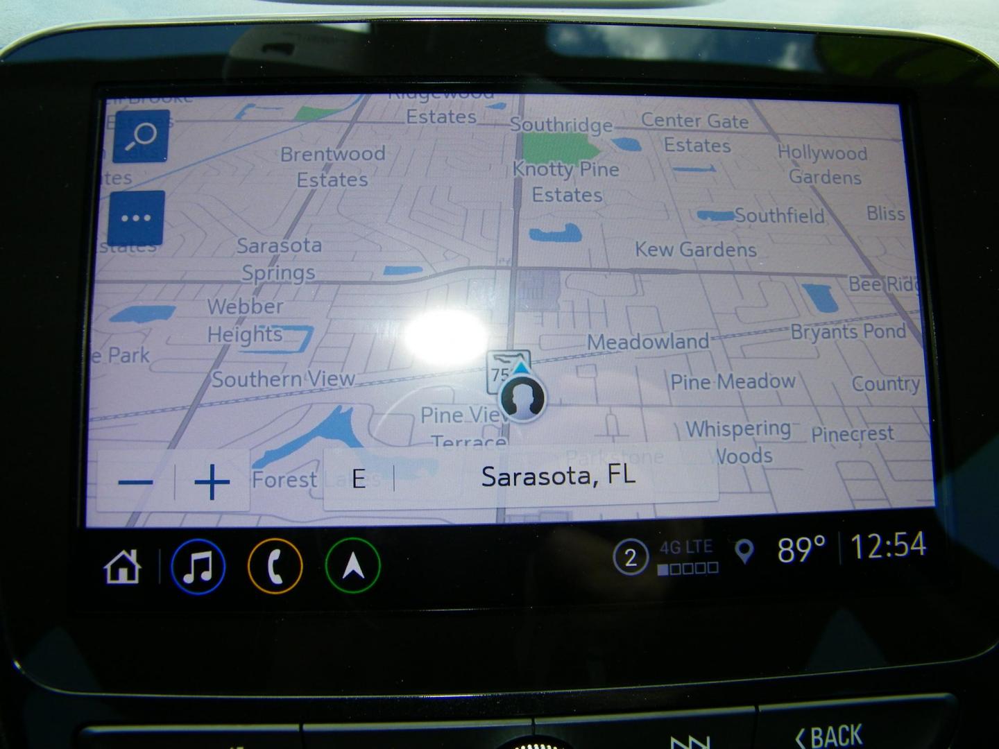 2022 White /Black Chevrolet Equinox Premier (3GNAXNEV8NS) with an 1.5L L4 DOHC 16V TURBO engine, 6A transmission, located at 4000 Bee Ridge Road, Sarasota, FL, 34233, (941) 926-0300, 27.298664, -82.489151 - Photo#29