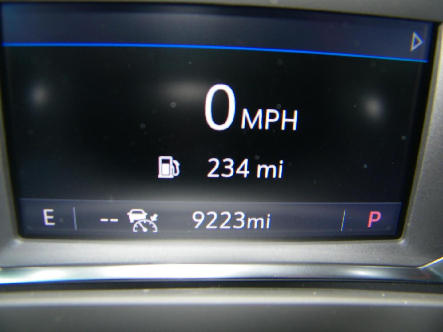 2022 White /Black Chevrolet Equinox Premier (3GNAXNEV8NS) with an 1.5L L4 DOHC 16V TURBO engine, 6A transmission, located at 4000 Bee Ridge Road, Sarasota, FL, 34233, (941) 926-0300, 27.298664, -82.489151 - Photo#32