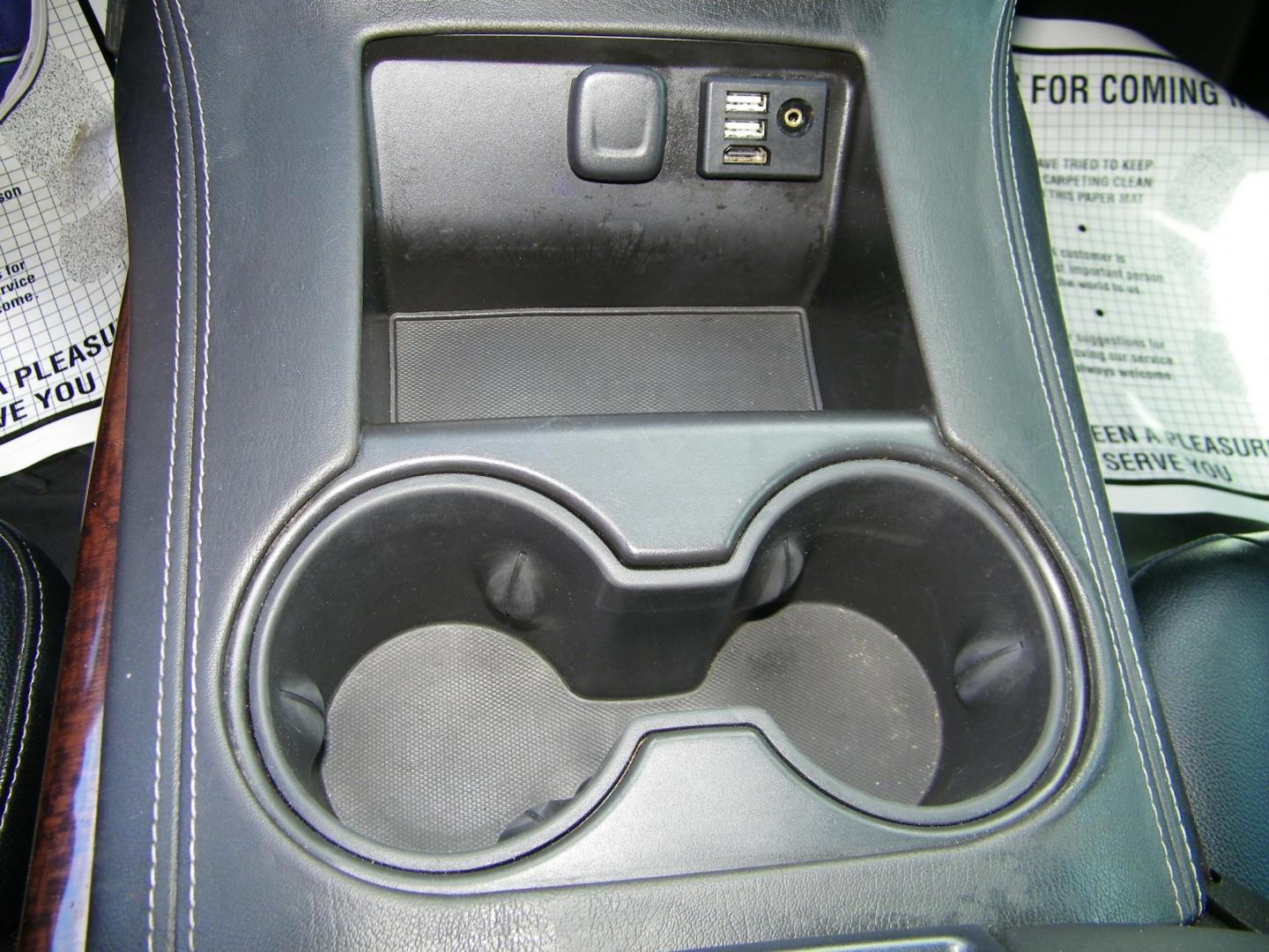 2016 Black /Black Chevrolet Tahoe Police 2WD (1GNLCDEC8GR) with an 5.3L V8 OHV 16V engine, 6A transmission, located at 4000 Bee Ridge Road, Sarasota, FL, 34233, (941) 926-0300, 27.298664, -82.489151 - Photo#21