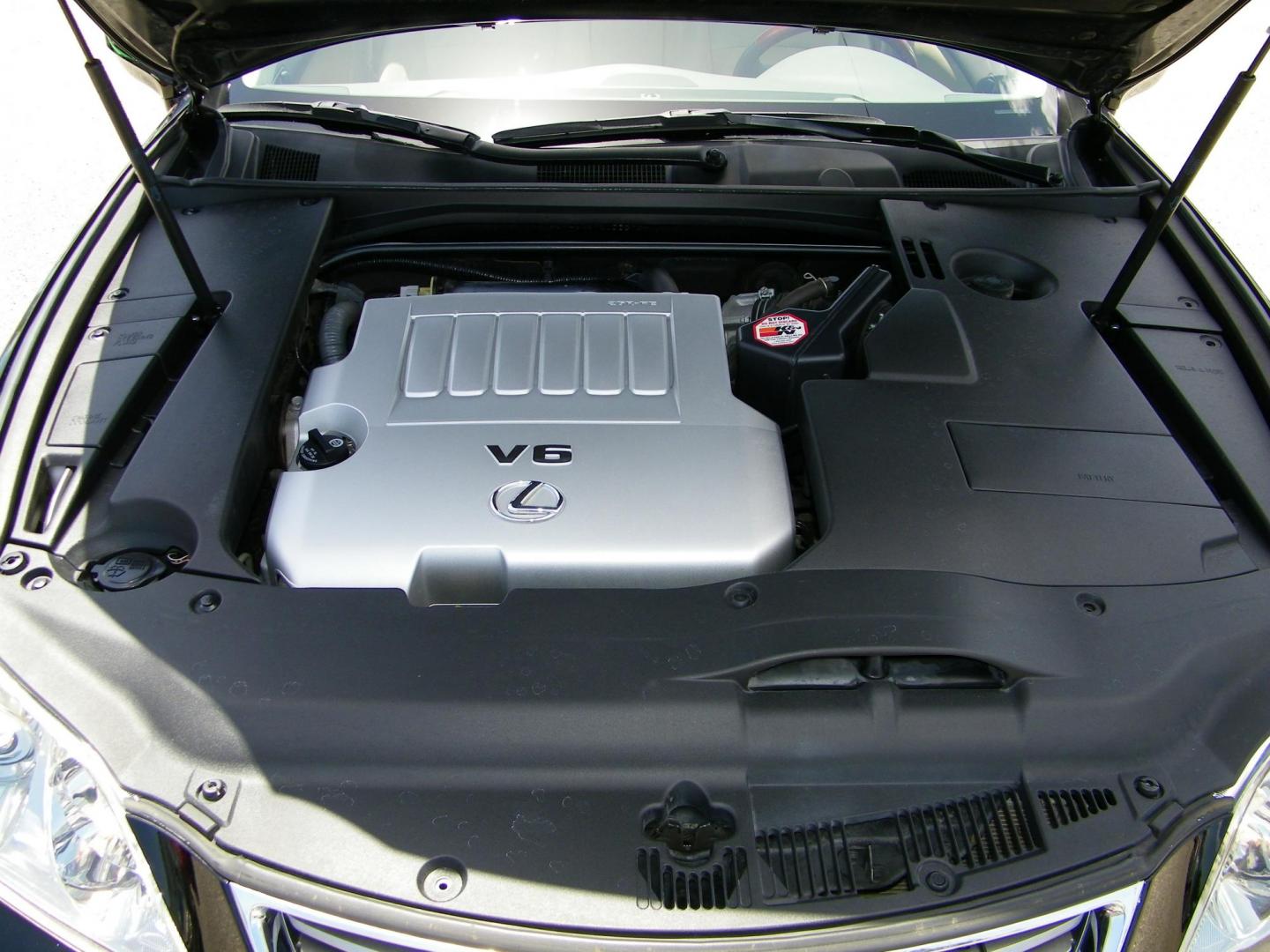 2007 Black /Black Lexus ES 350 Sedan (JTHBJ46G672) with an 3.5L V6 DOHC 24V engine, 6-Speed Automatic Overdrive transmission, located at 4000 Bee Ridge Road, Sarasota, FL, 34233, (941) 926-0300, 27.298664, -82.489151 - Photo#10