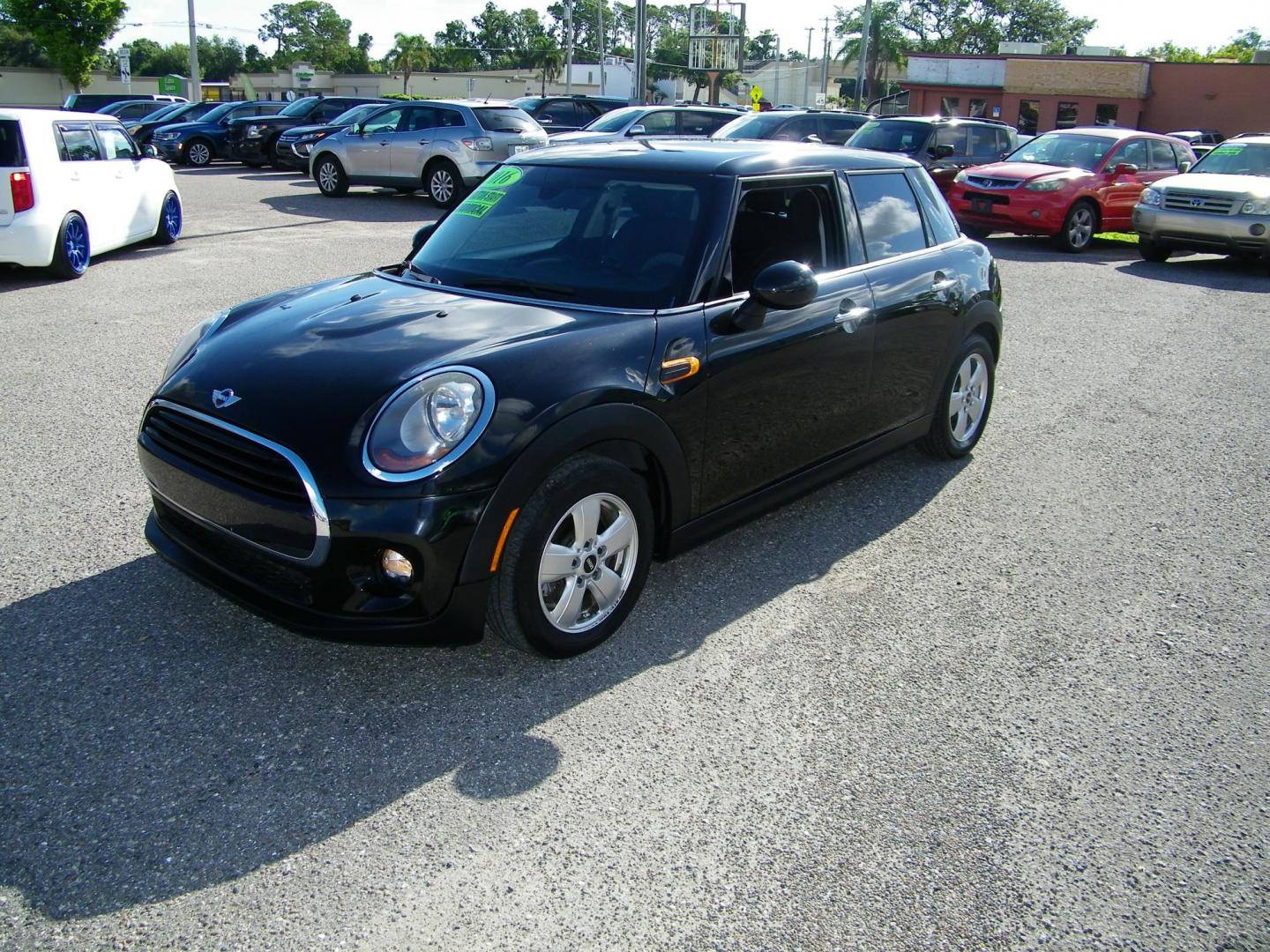 2016 Black /Black Mini Cooper 3-Door (WMWXU1C55G2) with an 1.6L L4 DOHC 16V TURBO engine, Automatic transmission, located at 4000 Bee Ridge Road, Sarasota, FL, 34233, (941) 926-0300, 27.298664, -82.489151 - Photo#0