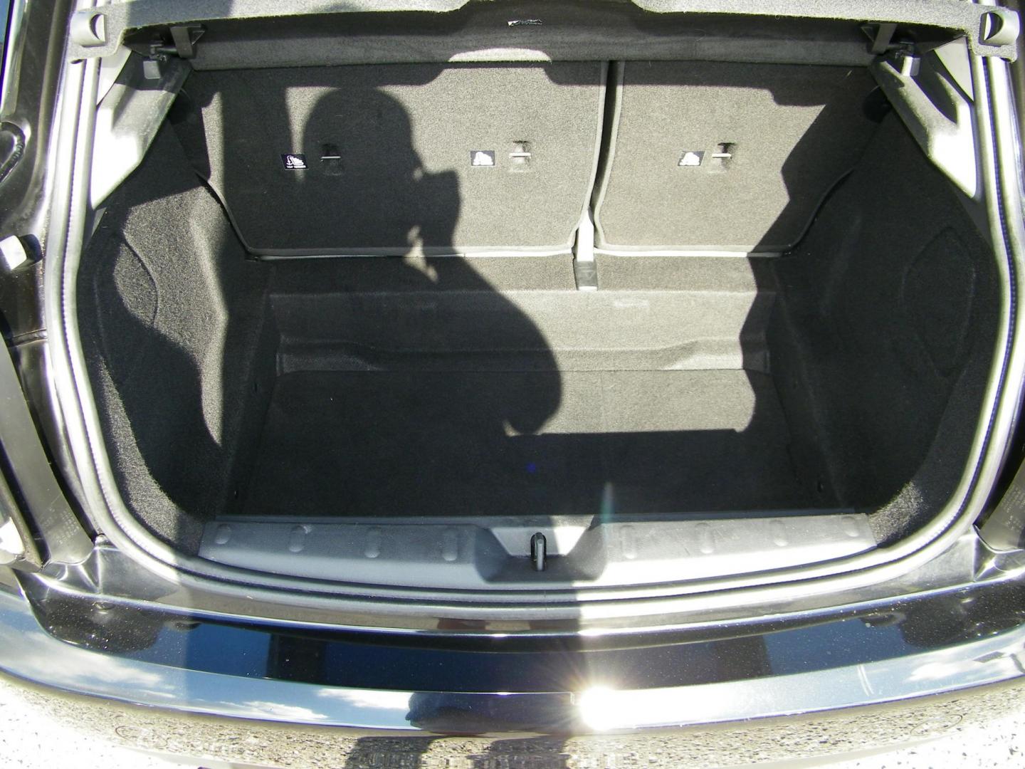 2016 Black /Black Mini Cooper 3-Door (WMWXU1C55G2) with an 1.6L L4 DOHC 16V TURBO engine, Automatic transmission, located at 4000 Bee Ridge Road, Sarasota, FL, 34233, (941) 926-0300, 27.298664, -82.489151 - Photo#11