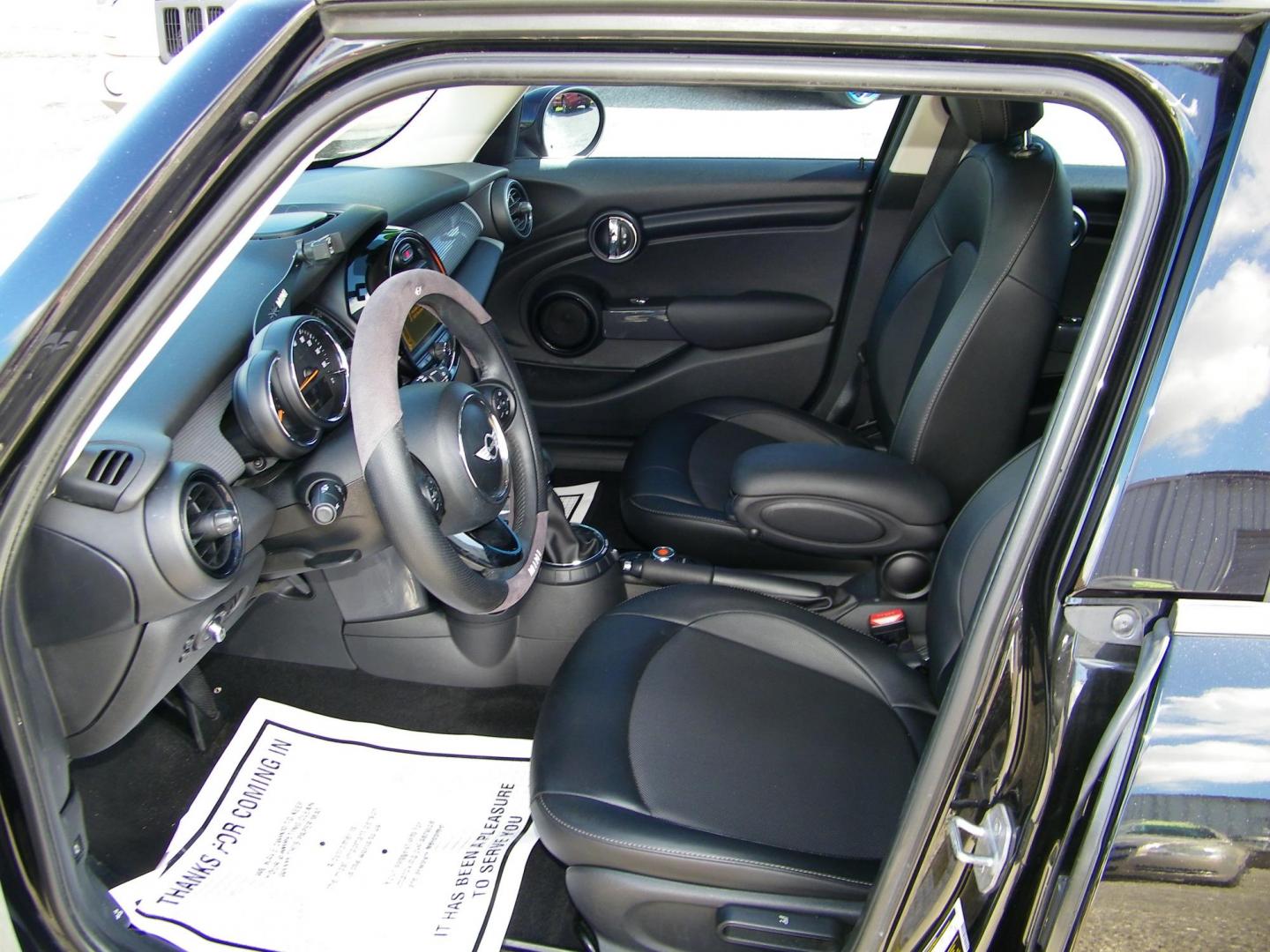 2016 Black /Black Mini Cooper 3-Door (WMWXU1C55G2) with an 1.6L L4 DOHC 16V TURBO engine, Automatic transmission, located at 4000 Bee Ridge Road, Sarasota, FL, 34233, (941) 926-0300, 27.298664, -82.489151 - Photo#16