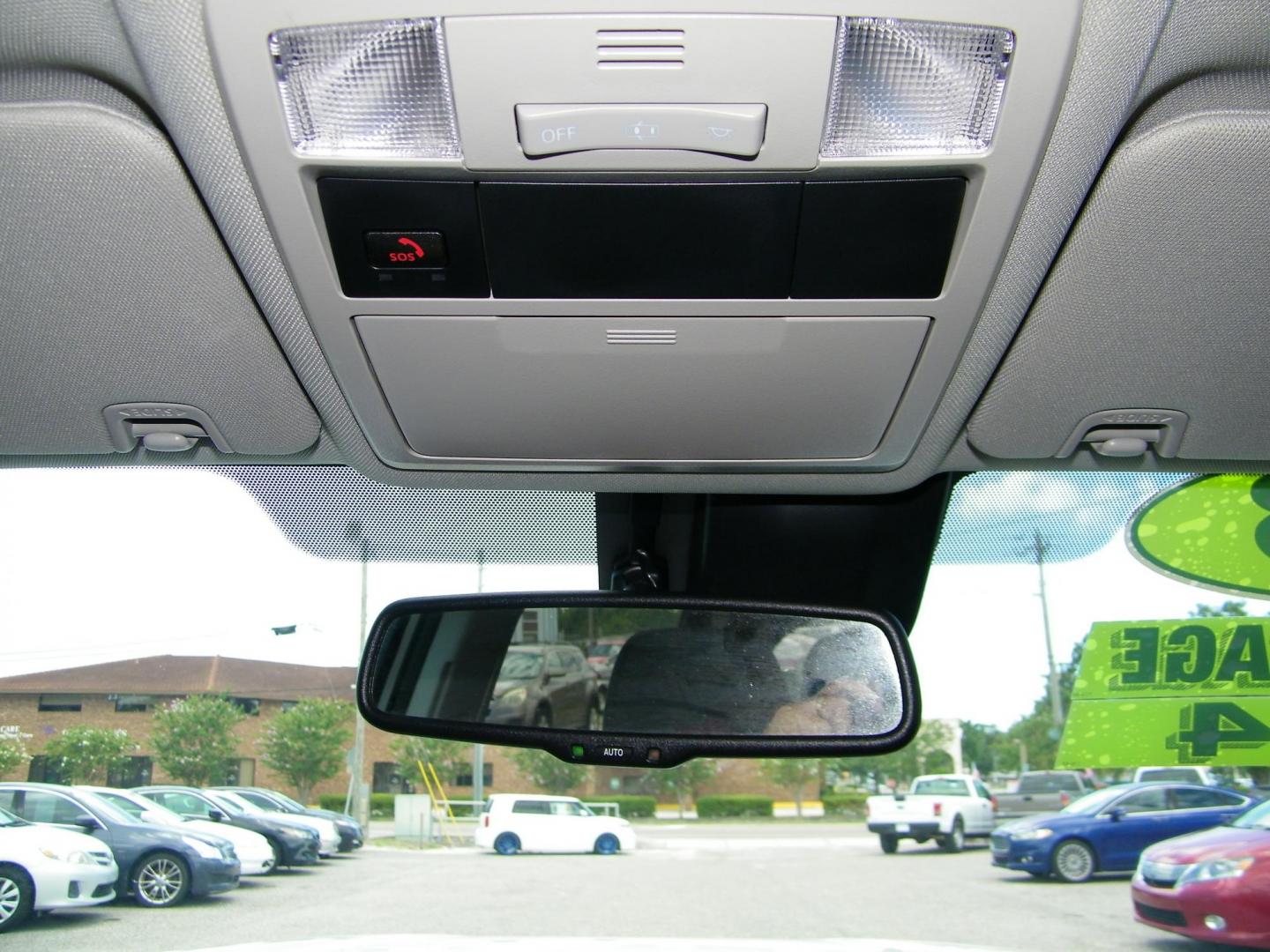 2023 White /Black Toyota Tacoma SR5 Double Cab Long Bed V6 6AT 4WD (3TYCZ5AN3PT) with an 3.5L V6 DOHC 24V engine, 6A transmission, located at 4000 Bee Ridge Road, Sarasota, FL, 34233, (941) 926-0300, 27.298664, -82.489151 - Photo#28