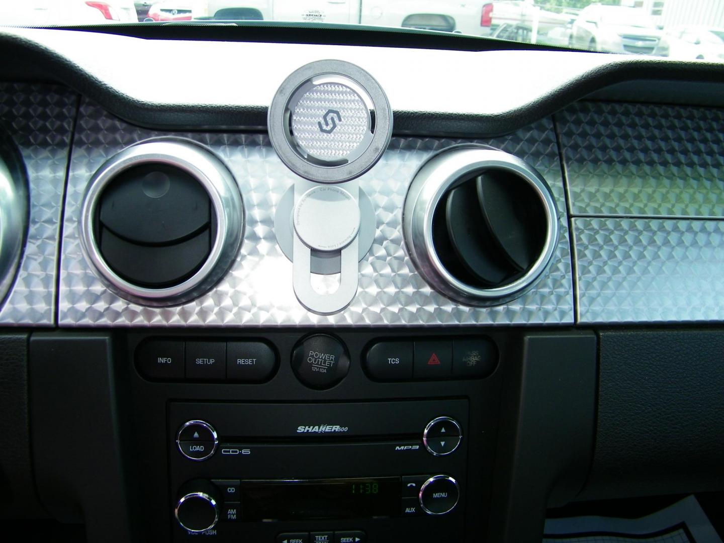 2008 Green /Black Ford Mustang GT Bullitt (1ZVHT82H985) with an 4.6L V8 SOHC 24V engine, Manual transmission, located at 4000 Bee Ridge Road, Sarasota, FL, 34233, (941) 926-0300, 27.298664, -82.489151 - Photo#20