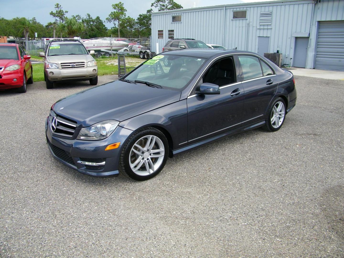 2014 Gray /Black Mercedes-Benz C-Class C300 4MATIC Sport Sedan (WDDGF8AB0ER) with an 3.0L V6 DOHC 24V engine, 7-Speed Automatic transmission, located at 4000 Bee Ridge Road, Sarasota, FL, 34233, (941) 926-0300, 27.298664, -82.489151 - Photo#0