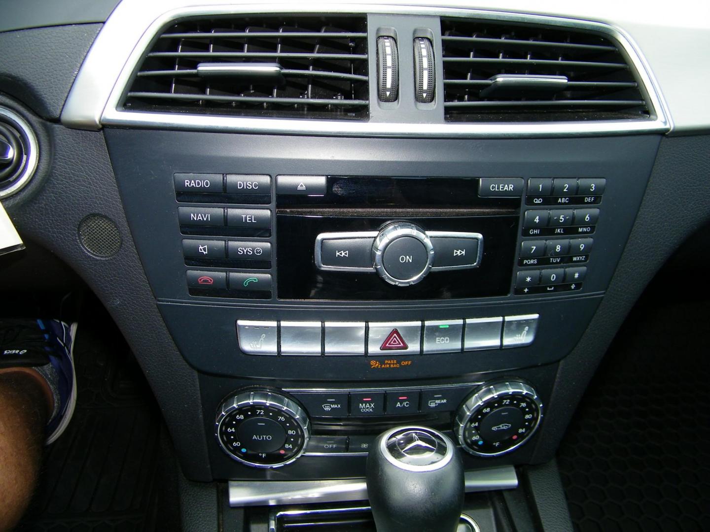 2014 Gray /Black Mercedes-Benz C-Class C300 4MATIC Sport Sedan (WDDGF8AB0ER) with an 3.0L V6 DOHC 24V engine, 7-Speed Automatic transmission, located at 4000 Bee Ridge Road, Sarasota, FL, 34233, (941) 926-0300, 27.298664, -82.489151 - Photo#22