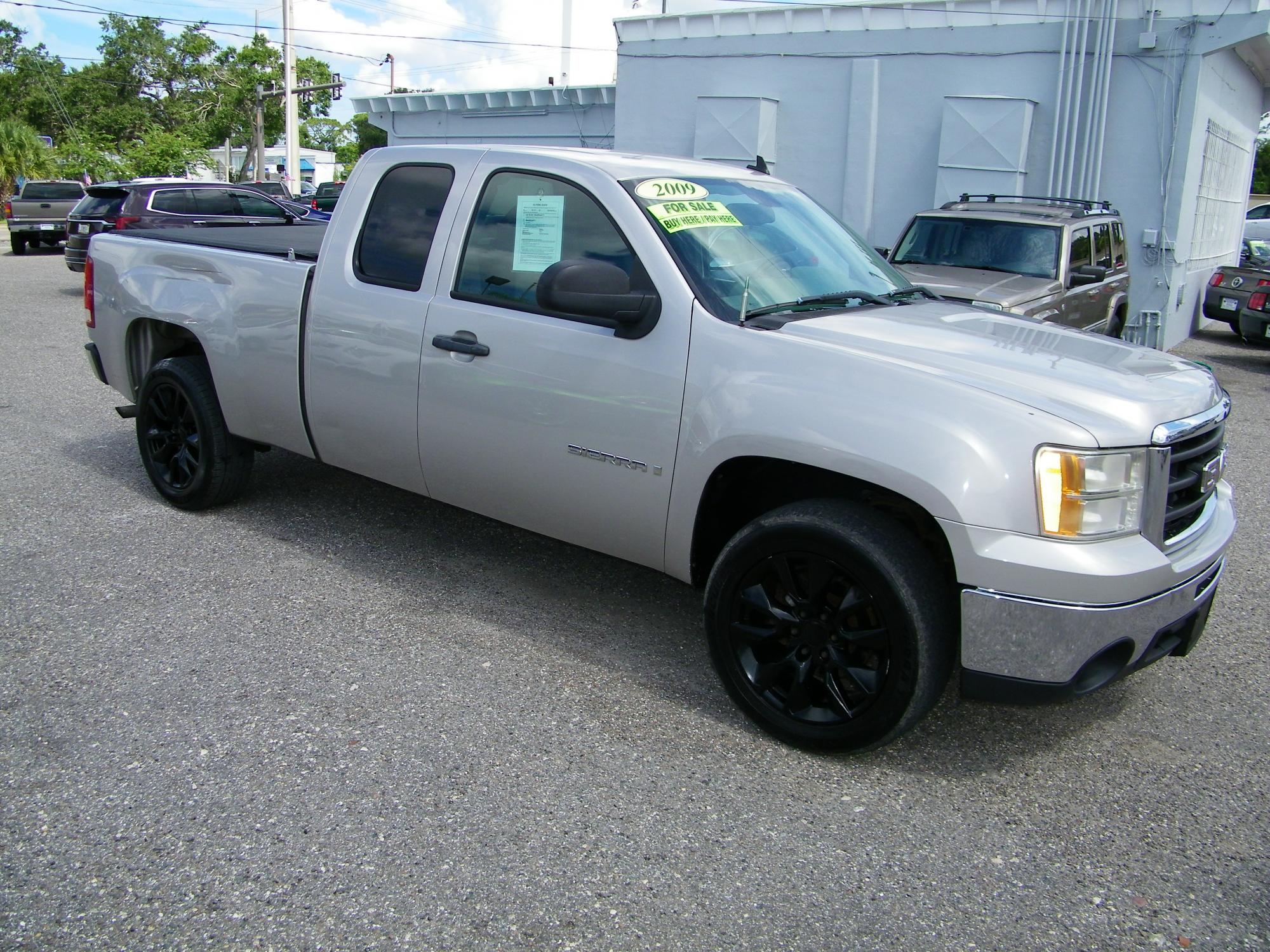 photo of 2009 GMC Sierra 1500 Work Truck Ext. Cab Long Box 2WD