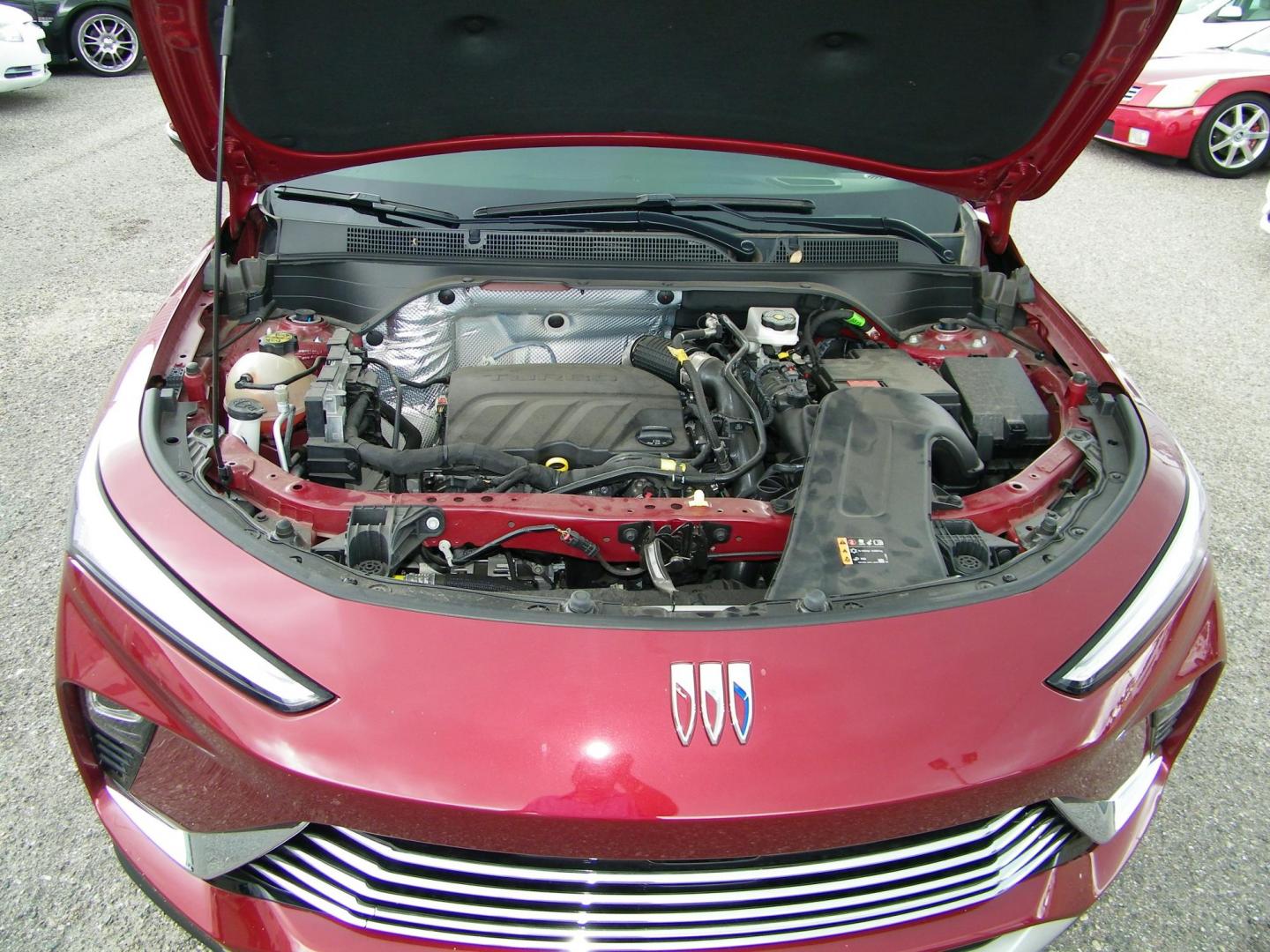 2024 Red /Beige Buick Envista Preferred (KL47LAE25RB) with an 1.2L L3 TURBO engine, 6A transmission, located at 4000 Bee Ridge Road, Sarasota, FL, 34233, (941) 926-0300, 27.298664, -82.489151 - Photo#9