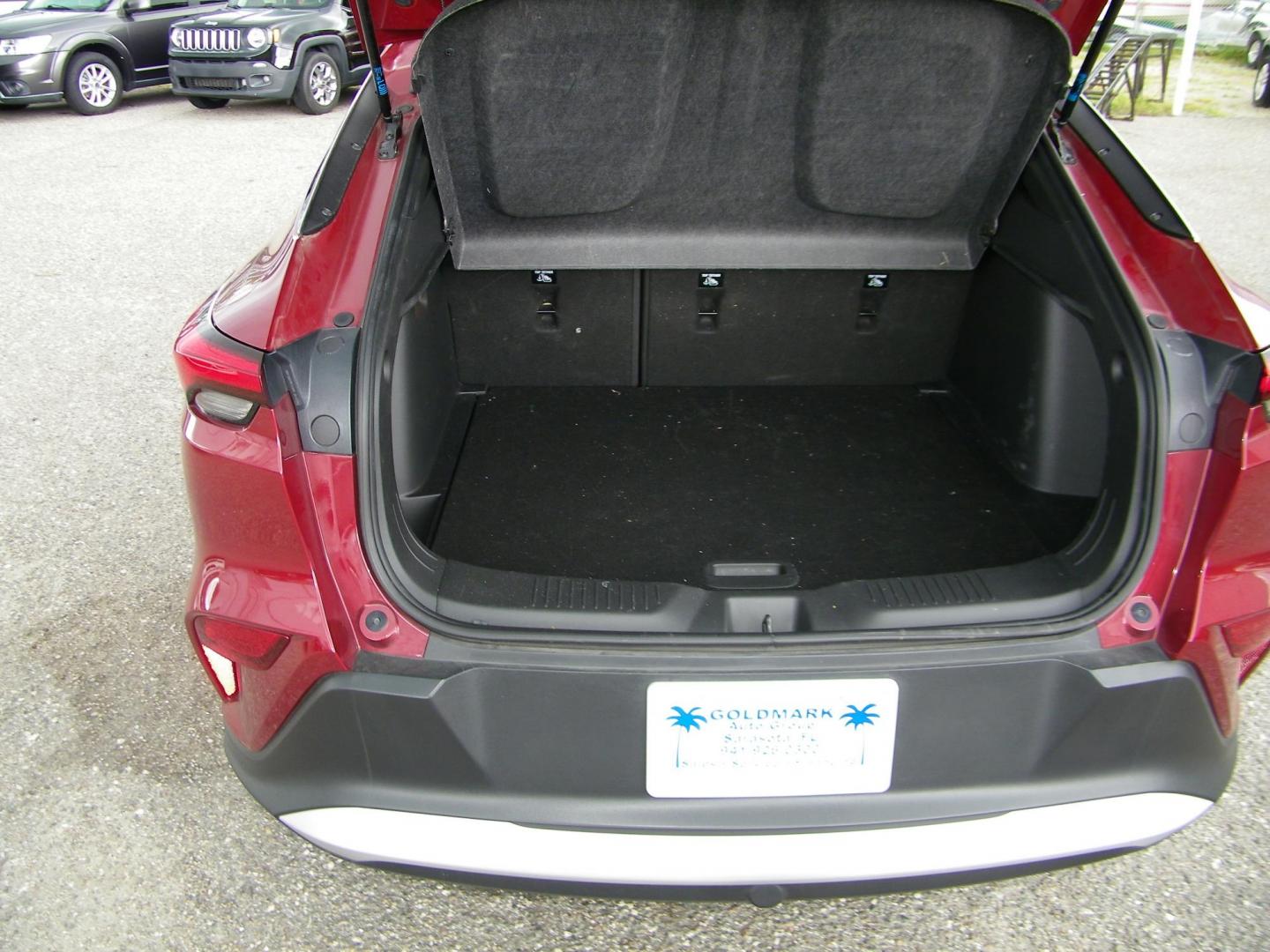 2024 Red /Beige Buick Envista Preferred (KL47LAE25RB) with an 1.2L L3 TURBO engine, 6A transmission, located at 4000 Bee Ridge Road, Sarasota, FL, 34233, (941) 926-0300, 27.298664, -82.489151 - Photo#11