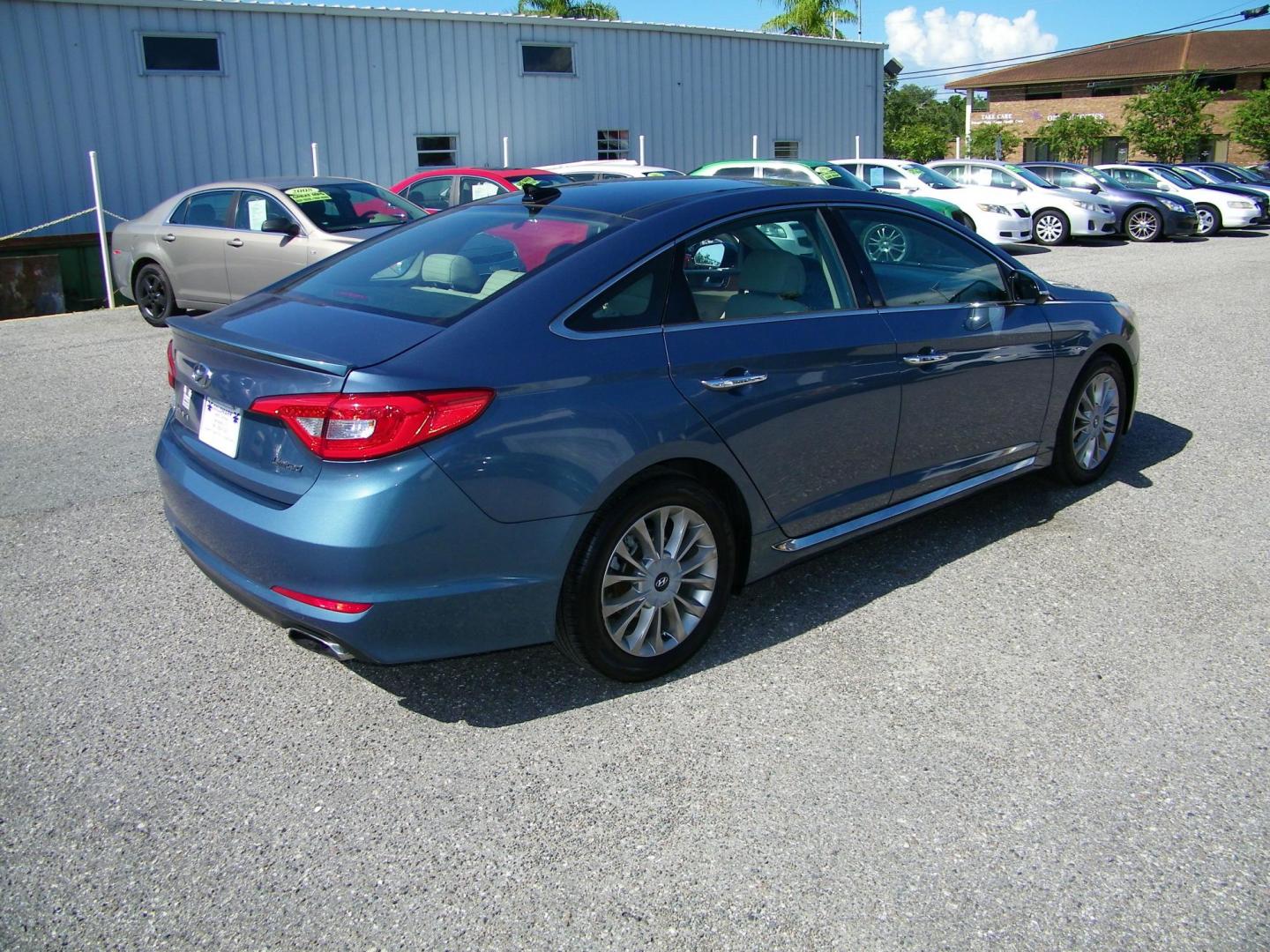 2015 Blue /Beige Hyundai Sonata Sport (5NPE34AF0FH) with an 2.4L L4 DOHC 16V engine, 6-Speed Automatic transmission, located at 4000 Bee Ridge Road, Sarasota, FL, 34233, (941) 926-0300, 27.298664, -82.489151 - Photo#5