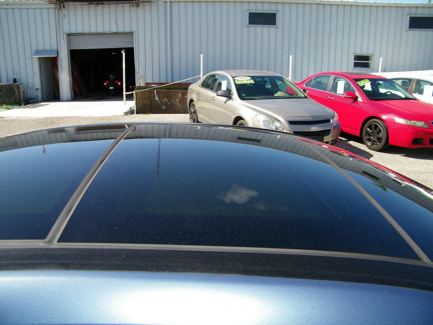 2015 Blue /Beige Hyundai Sonata Sport (5NPE34AF0FH) with an 2.4L L4 DOHC 16V engine, 6-Speed Automatic transmission, located at 4000 Bee Ridge Road, Sarasota, FL, 34233, (941) 926-0300, 27.298664, -82.489151 - Photo#13