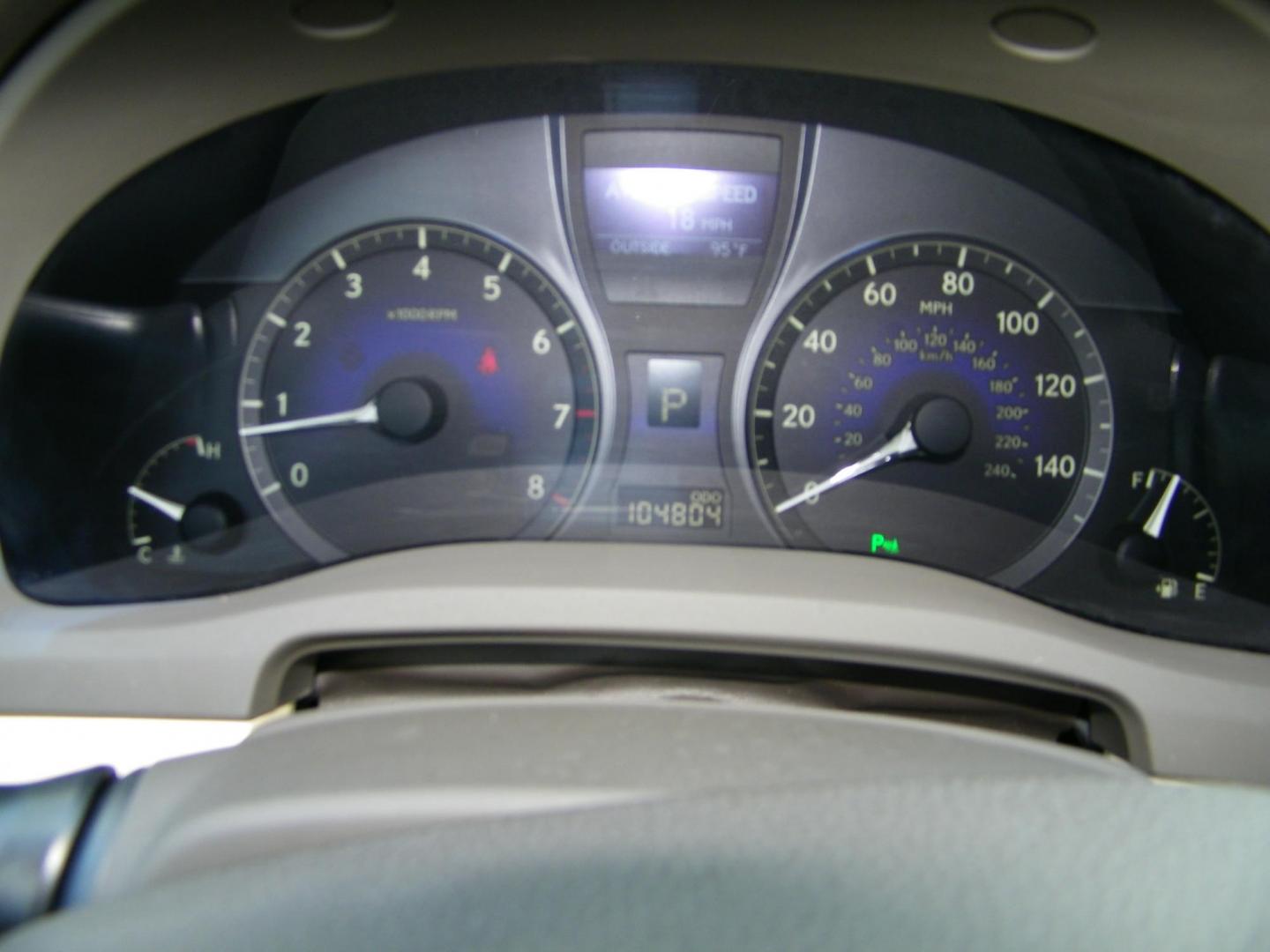 2011 White /Tan Lexus RX 350 FWD (JTJZK1BA4B2) with an 3.5L V6 DOHC 24V engine, 5-Speed Automatic transmission, located at 4000 Bee Ridge Road, Sarasota, FL, 34233, (941) 926-0300, 27.298664, -82.489151 - Photo#26