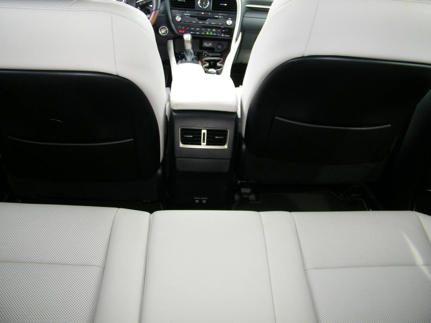 2021 White /Tan Lexus RX 350 FWD (2T2HZMAA8MC) with an 3.5L V6 DOHC 24V engine, 6A transmission, located at 4000 Bee Ridge Road, Sarasota, FL, 34233, (941) 926-0300, 27.298664, -82.489151 - Photo#14