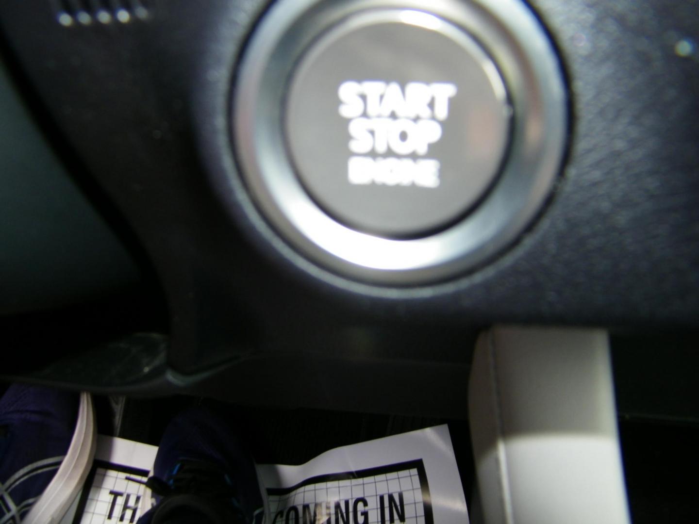 2021 White /Tan Lexus RX 350 FWD (2T2HZMAA8MC) with an 3.5L V6 DOHC 24V engine, 6A transmission, located at 4000 Bee Ridge Road, Sarasota, FL, 34233, (941) 926-0300, 27.298664, -82.489151 - Photo#25