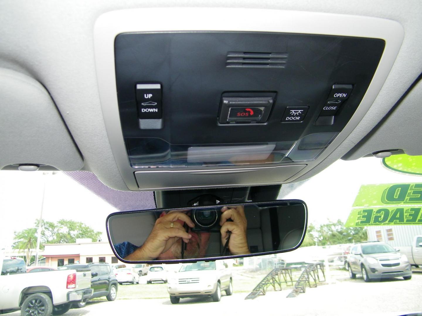 2021 White /Tan Lexus RX 350 FWD (2T2HZMAA8MC) with an 3.5L V6 DOHC 24V engine, 6A transmission, located at 4000 Bee Ridge Road, Sarasota, FL, 34233, (941) 926-0300, 27.298664, -82.489151 - Photo#34