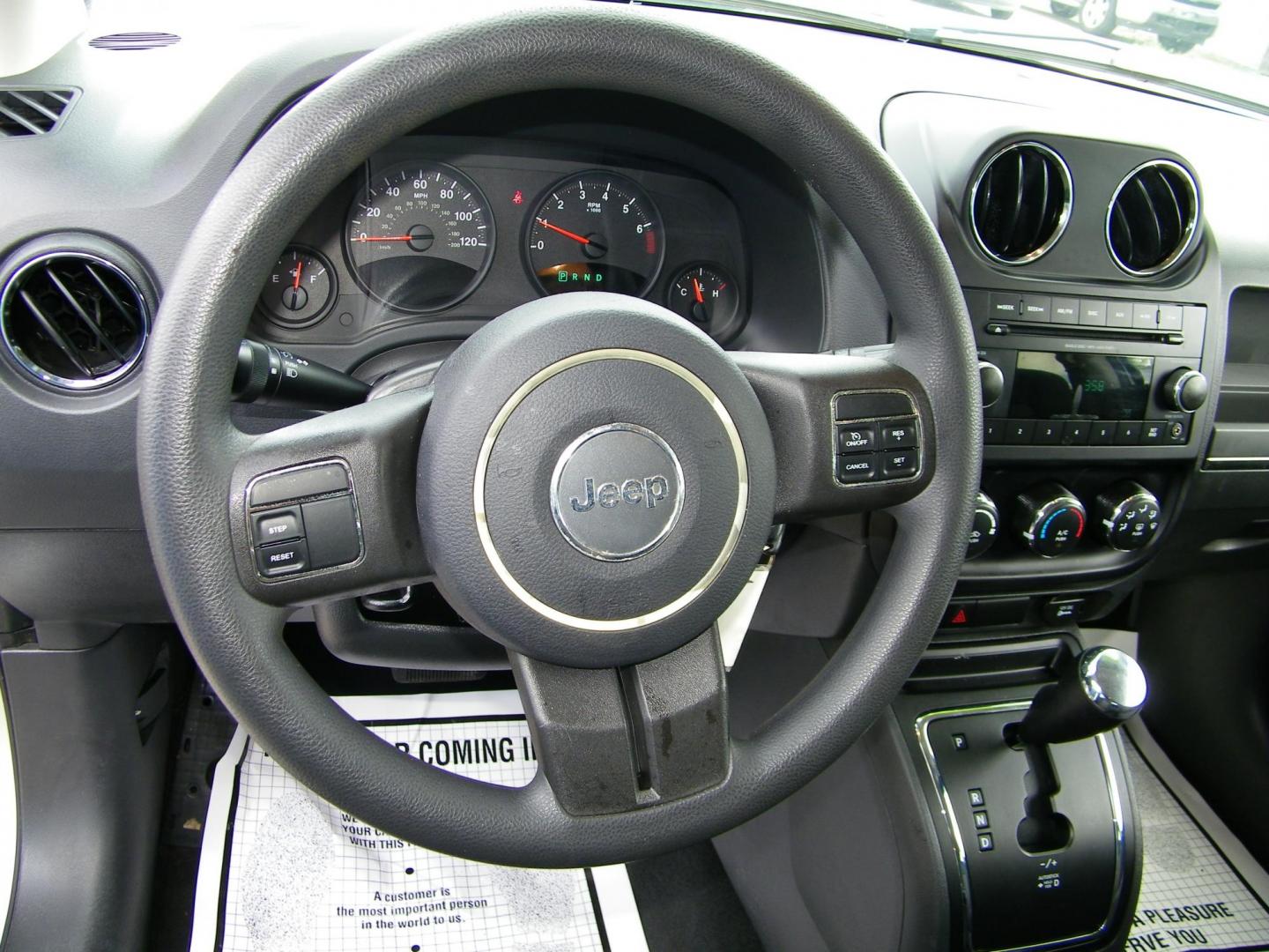 2012 Silver /Gray Jeep Compass Sport FWD (1C4NJCBB2CD) with an 2.4L L4 DOHC 16V engine, Automatic transmission, located at 4000 Bee Ridge Road, Sarasota, FL, 34233, (941) 926-0300, 27.298664, -82.489151 - Photo#17