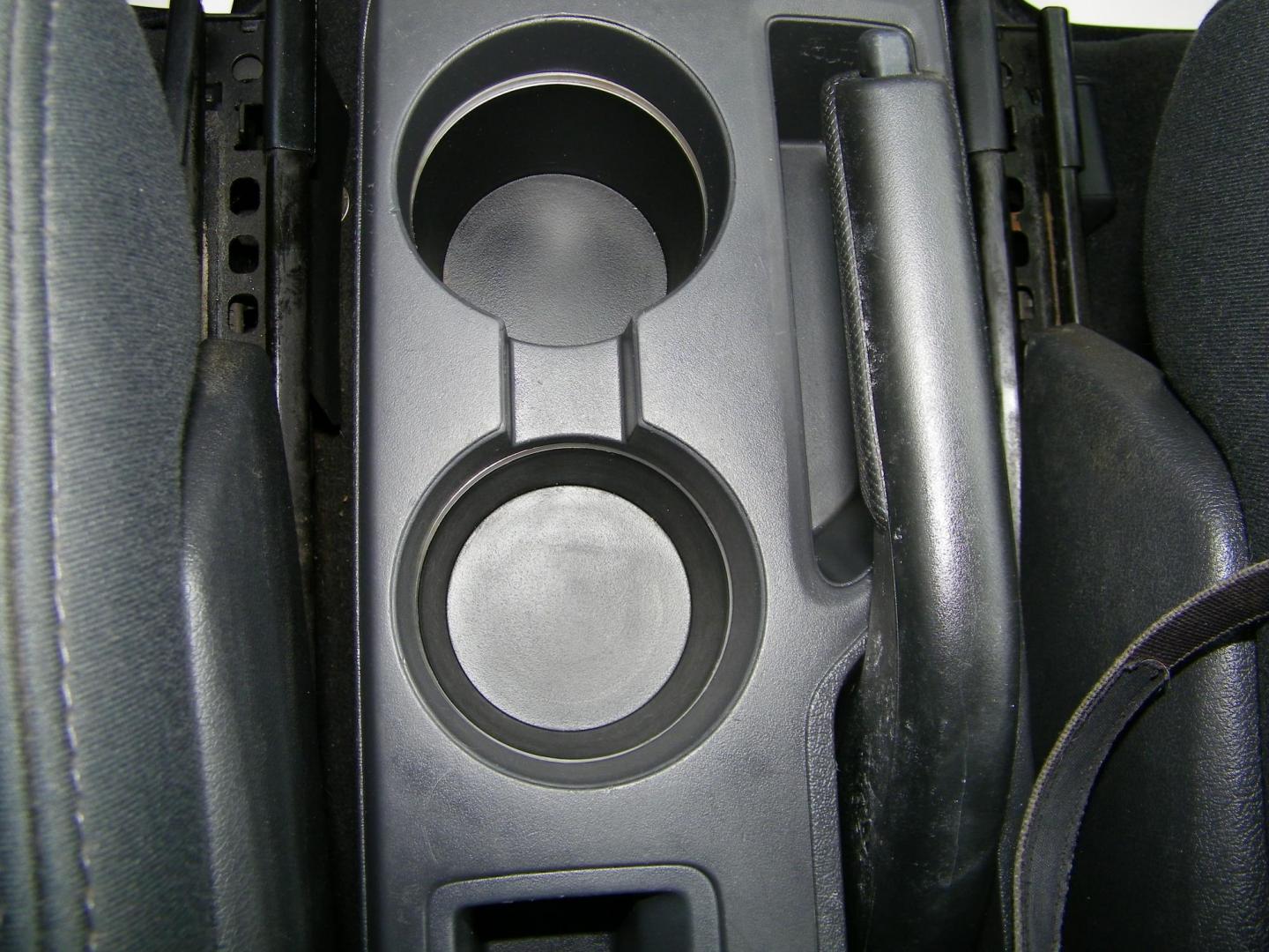 2012 Silver /Gray Jeep Compass Sport FWD (1C4NJCBB2CD) with an 2.4L L4 DOHC 16V engine, Automatic transmission, located at 4000 Bee Ridge Road, Sarasota, FL, 34233, (941) 926-0300, 27.298664, -82.489151 - Photo#18