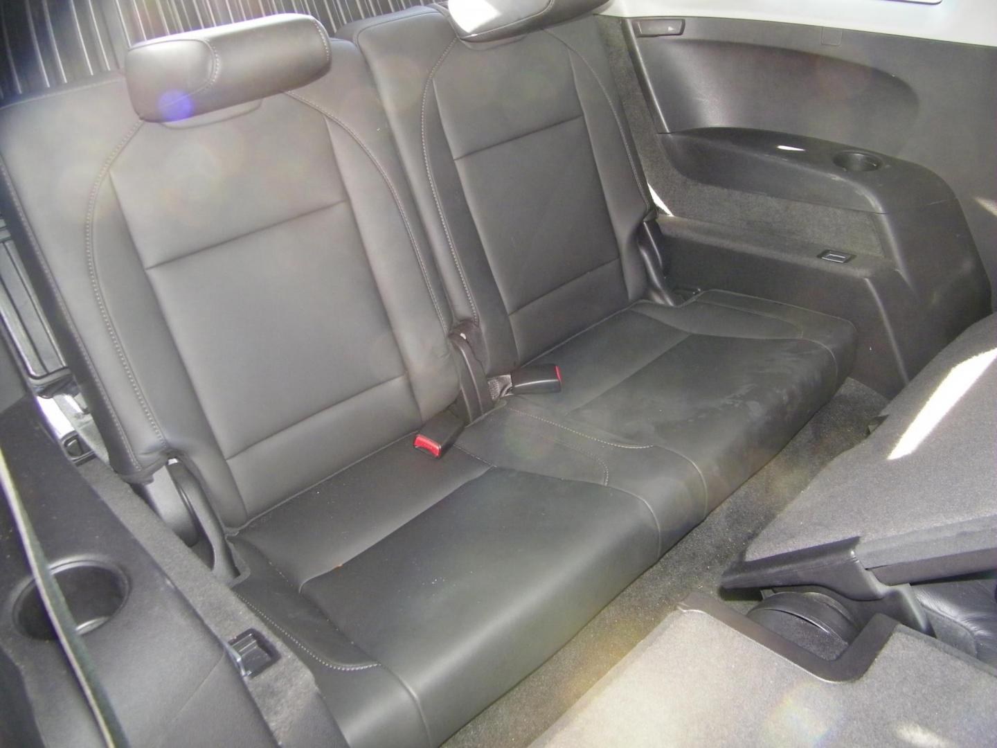 2016 Gray /Beige Acura MDX 9-Spd AT SH-AWD w/Advance Package (5FRYD4H95GB) with an 3.5L V6 SOHC 24V engine, 9-Speed Automatic transmission, located at 4000 Bee Ridge Road, Sarasota, FL, 34233, (941) 926-0300, 27.298664, -82.489151 - Photo#13