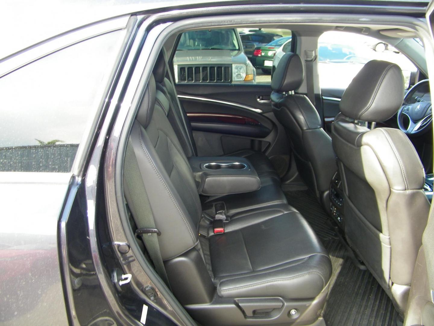 2016 Gray /Beige Acura MDX 9-Spd AT SH-AWD w/Advance Package (5FRYD4H95GB) with an 3.5L V6 SOHC 24V engine, 9-Speed Automatic transmission, located at 4000 Bee Ridge Road, Sarasota, FL, 34233, (941) 926-0300, 27.298664, -82.489151 - Photo#17