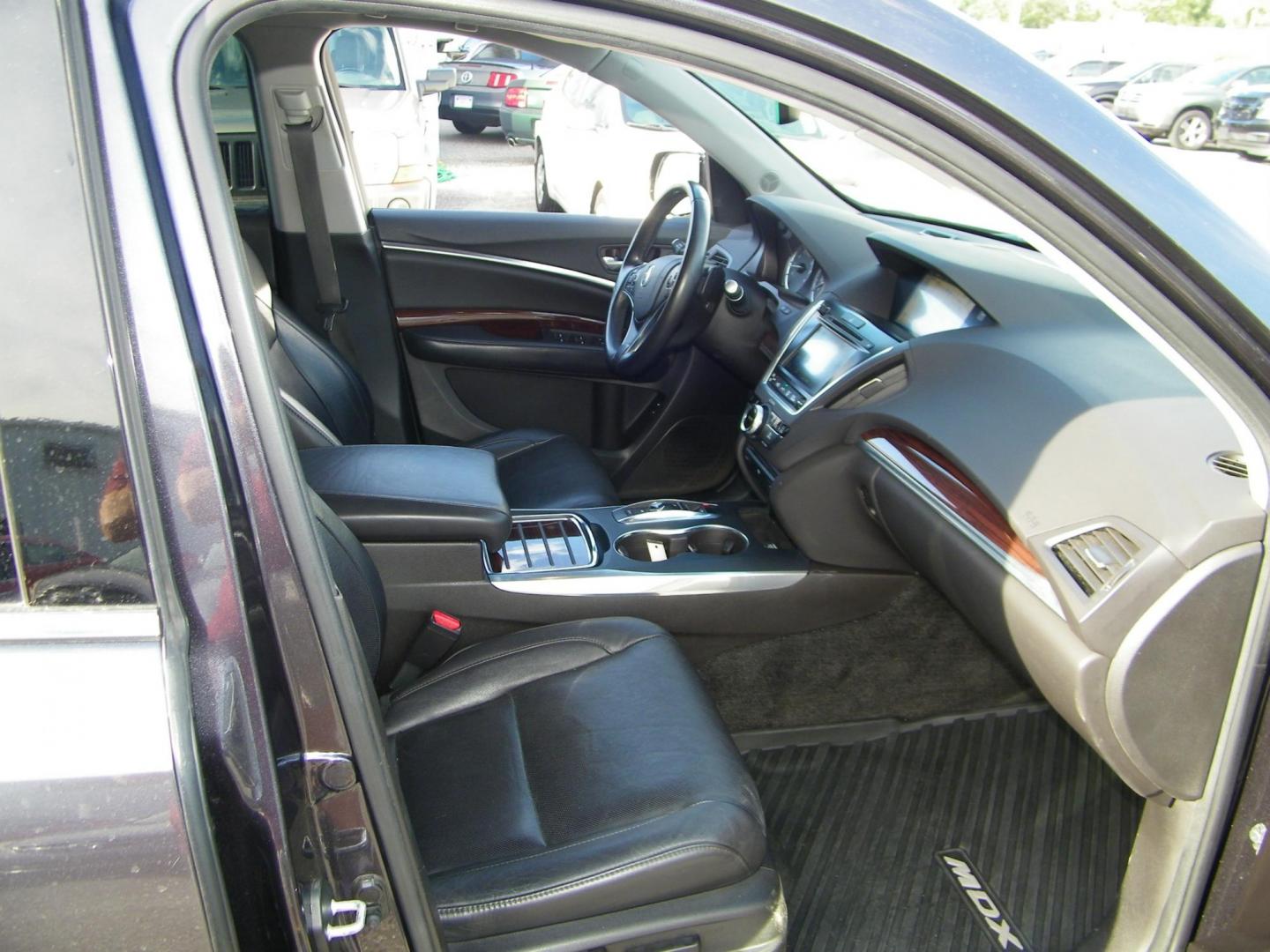 2016 Gray /Beige Acura MDX 9-Spd AT SH-AWD w/Advance Package (5FRYD4H95GB) with an 3.5L V6 SOHC 24V engine, 9-Speed Automatic transmission, located at 4000 Bee Ridge Road, Sarasota, FL, 34233, (941) 926-0300, 27.298664, -82.489151 - Photo#20