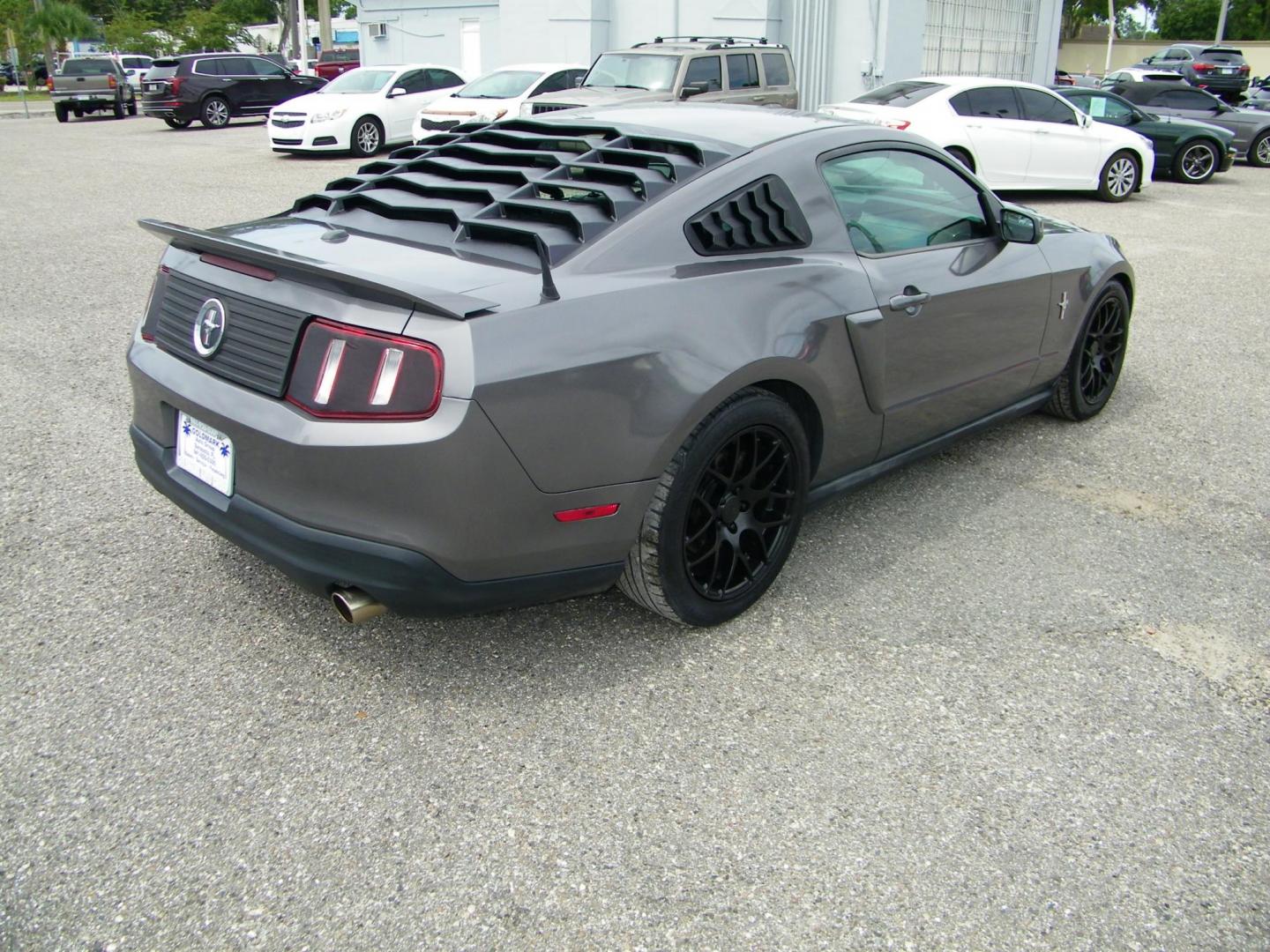 2010 Grey /Black Ford Mustang V6 Coupe (1ZVBP8AN9A5) with an 4.0L V6 OHC 12V engine, Automatic transmission, located at 4000 Bee Ridge Road, Sarasota, FL, 34233, (941) 926-0300, 27.298664, -82.489151 - Photo#5