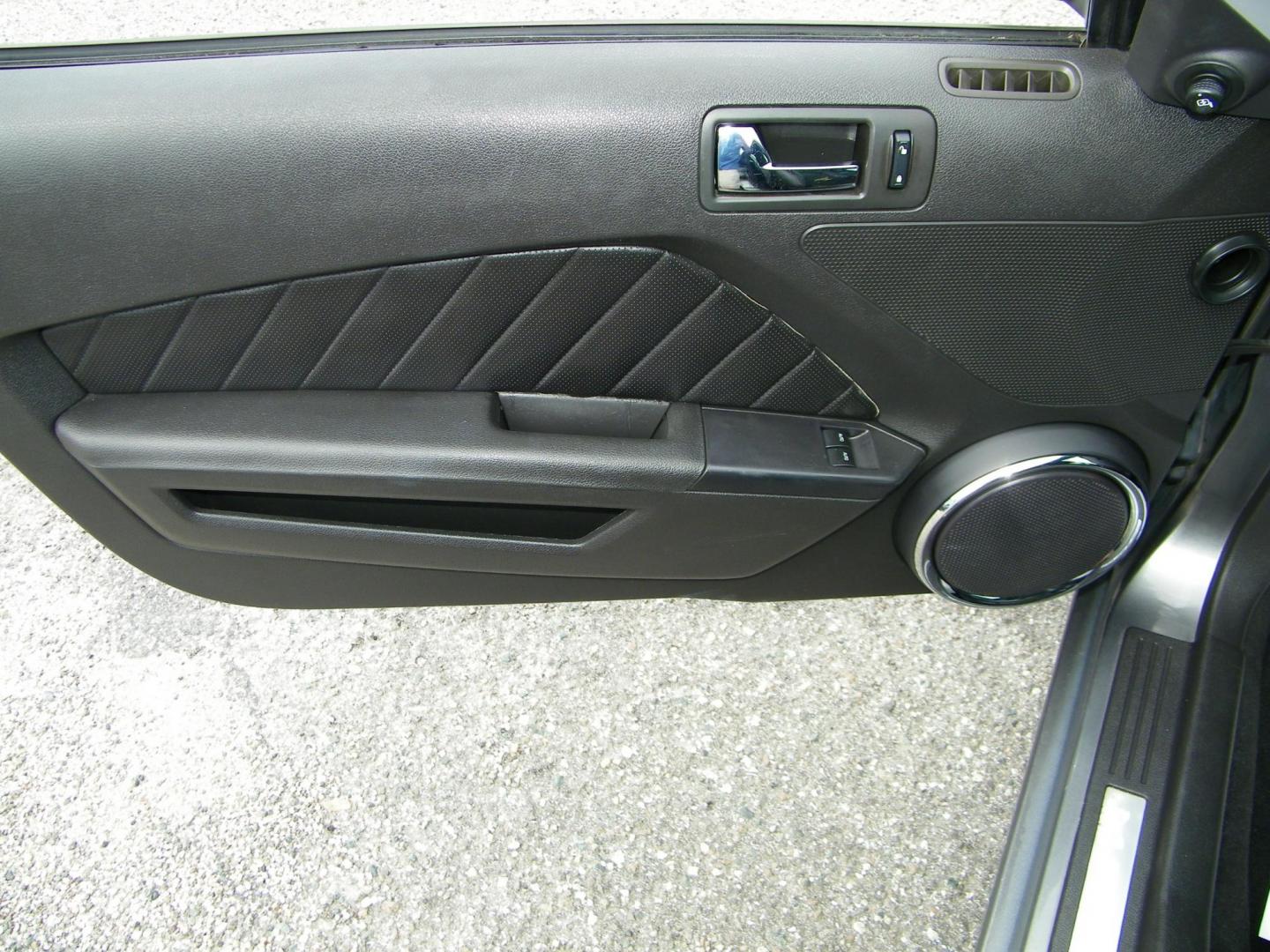 2010 Grey /Black Ford Mustang V6 Coupe (1ZVBP8AN9A5) with an 4.0L V6 OHC 12V engine, Automatic transmission, located at 4000 Bee Ridge Road, Sarasota, FL, 34233, (941) 926-0300, 27.298664, -82.489151 - Photo#14