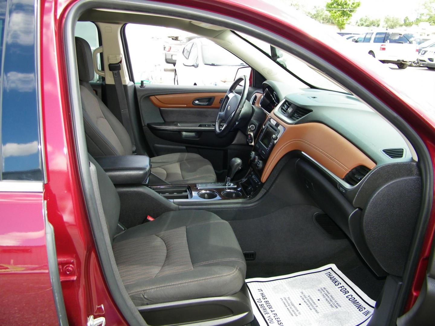 2017 Maroon /Black Chevrolet Traverse 1LT FWD (1GNKRGKD8HJ) with an 3.6L V6 DOHC 24V engine, 6A transmission, located at 4000 Bee Ridge Road, Sarasota, FL, 34233, (941) 926-0300, 27.298664, -82.489151 - Photo#16