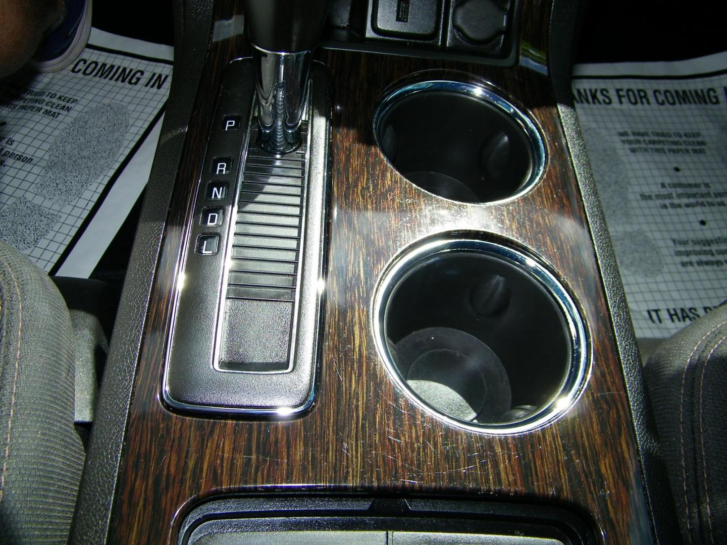 2017 Maroon /Black Chevrolet Traverse 1LT FWD (1GNKRGKD8HJ) with an 3.6L V6 DOHC 24V engine, 6A transmission, located at 4000 Bee Ridge Road, Sarasota, FL, 34233, (941) 926-0300, 27.298664, -82.489151 - Photo#23