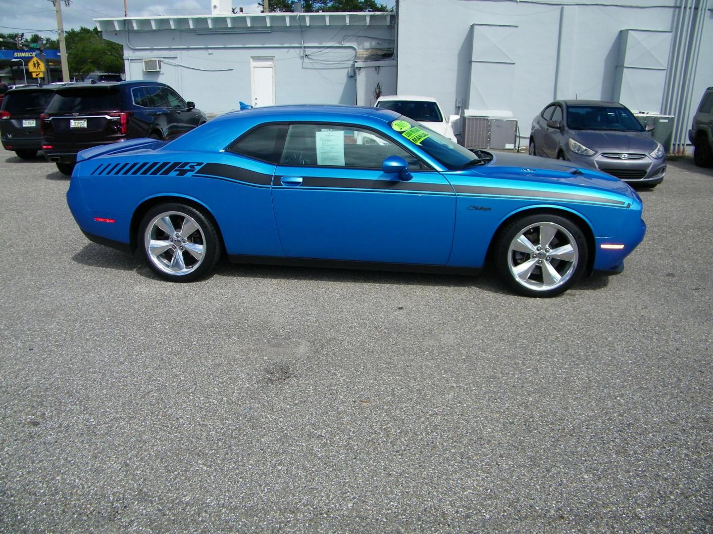 2015 Blue /Black Dodge Challenger R/T Plus (2C3CDZBT5FH) with an 5.7L V8 OHV 16V engine, Manual transmission, located at 4000 Bee Ridge Road, Sarasota, FL, 34233, (941) 926-0300, 27.298664, -82.489151 - Photo#6