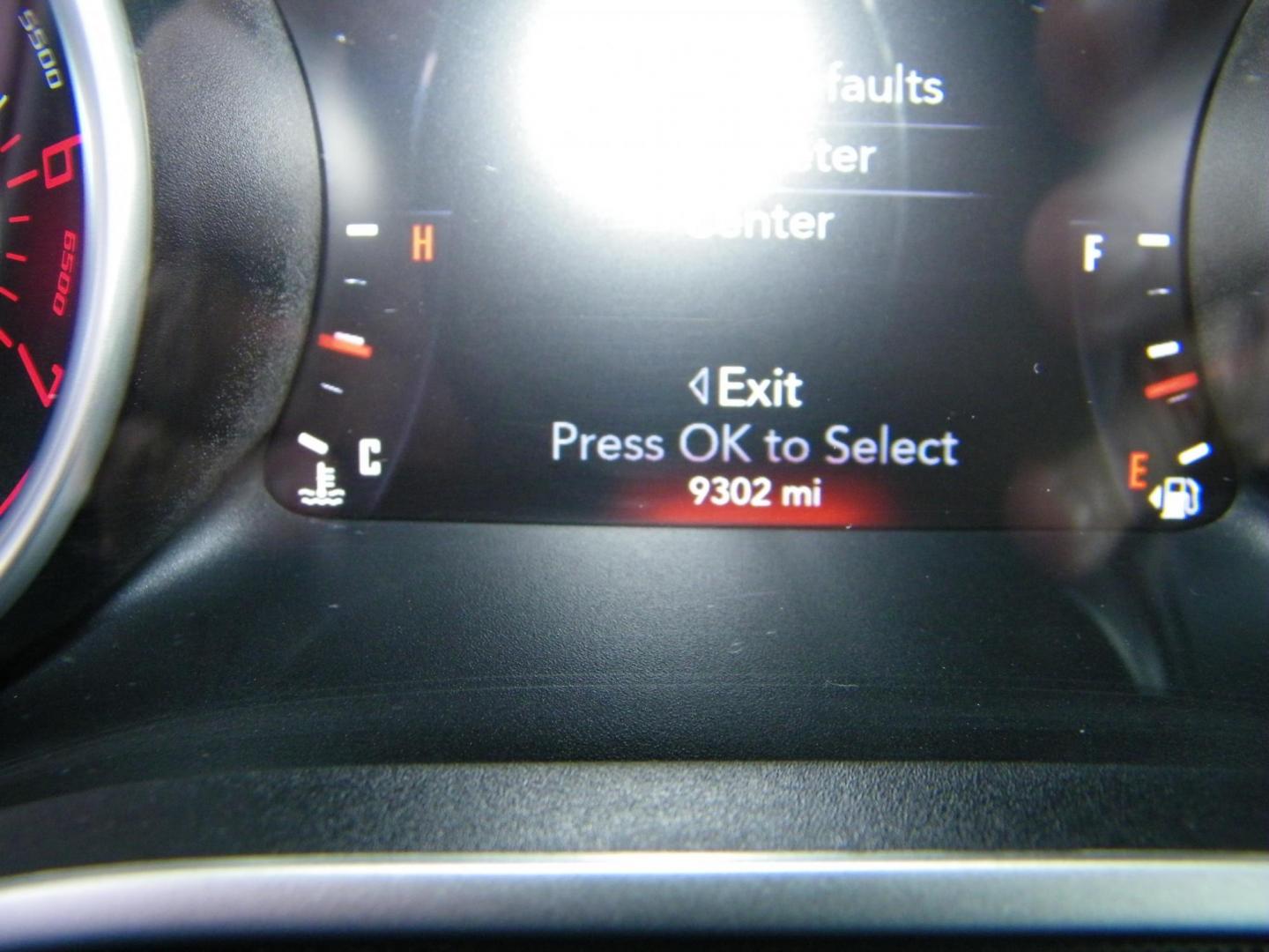 2015 Blue /Black Dodge Challenger R/T Plus (2C3CDZBT5FH) with an 5.7L V8 OHV 16V engine, Manual transmission, located at 4000 Bee Ridge Road, Sarasota, FL, 34233, (941) 926-0300, 27.298664, -82.489151 - Photo#25