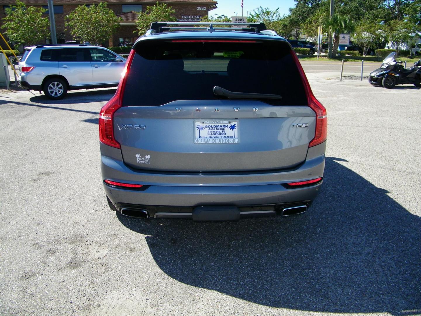 2019 Grey /Gray Volvo XC90 T8 R-Design Twin Engine Plug-In Hybrid (YV4BR0CM9K1) with an 2.0L L4 DOHC 16V HYBRID engine, Automatic transmission, located at 4000 Bee Ridge Road, Sarasota, FL, 34233, (941) 926-0300, 27.298664, -82.489151 - Photo#4