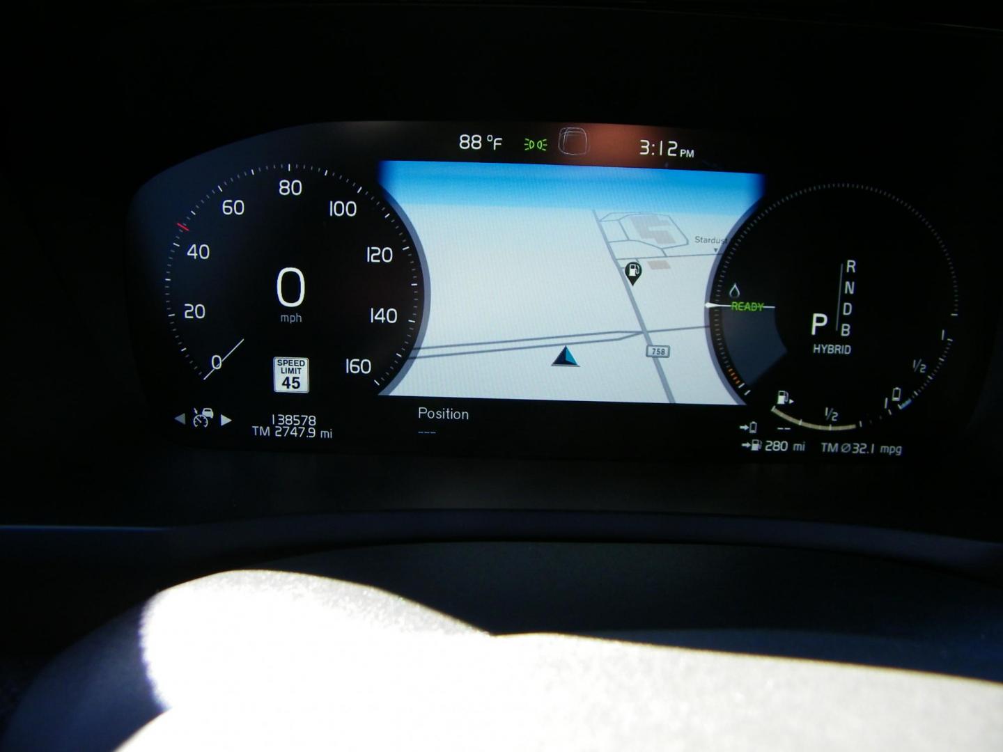 2019 Grey /Gray Volvo XC90 T8 R-Design Twin Engine Plug-In Hybrid (YV4BR0CM9K1) with an 2.0L L4 DOHC 16V HYBRID engine, Automatic transmission, located at 4000 Bee Ridge Road, Sarasota, FL, 34233, (941) 926-0300, 27.298664, -82.489151 - Photo#24