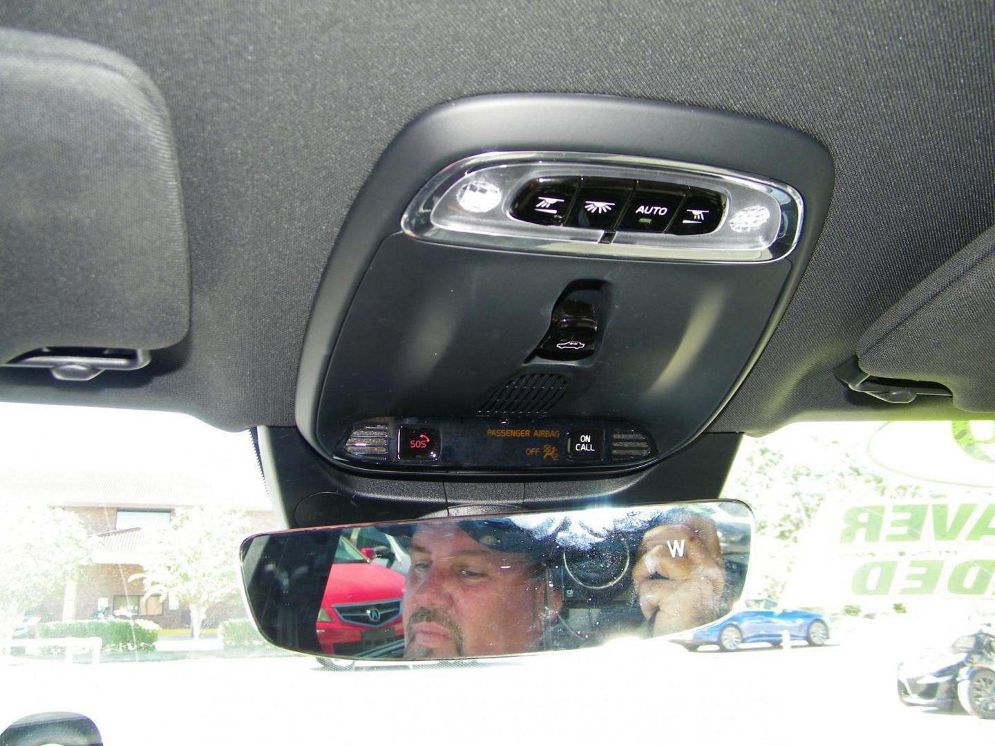 2019 Grey /Gray Volvo XC90 T8 R-Design Twin Engine Plug-In Hybrid (YV4BR0CM9K1) with an 2.0L L4 DOHC 16V HYBRID engine, Automatic transmission, located at 4000 Bee Ridge Road, Sarasota, FL, 34233, (941) 926-0300, 27.298664, -82.489151 - Photo#28