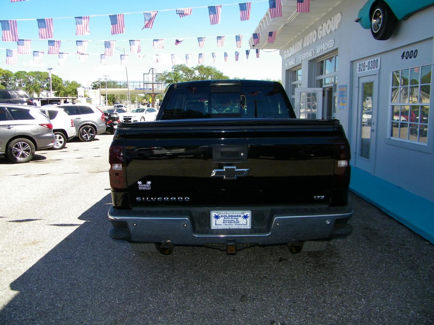 2014 Black /Black Chevrolet Silverado 1500 1LZ Crew Cab 2WD (3GCPCSEC5EG) with an 5.3L V8 OHV 16V engine, 6-Speed Automatic transmission, located at 4000 Bee Ridge Road, Sarasota, FL, 34233, (941) 926-0300, 27.298664, -82.489151 - Photo#3