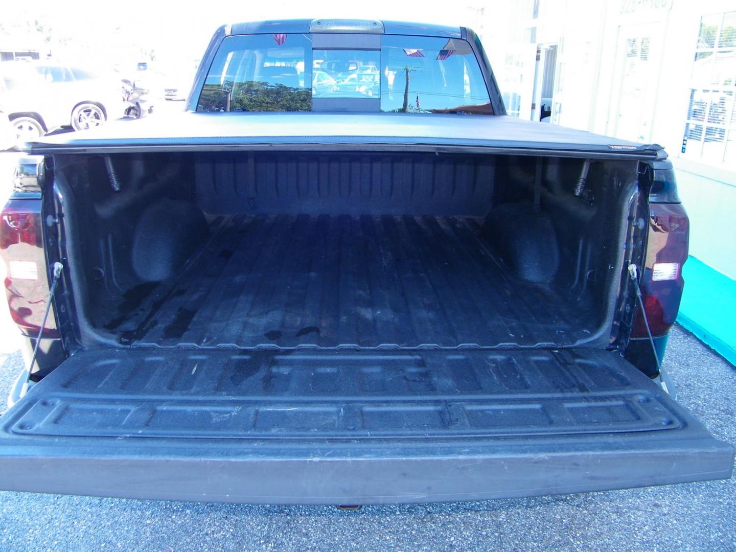 2014 Black /Black Chevrolet Silverado 1500 1LZ Crew Cab 2WD (3GCPCSEC5EG) with an 5.3L V8 OHV 16V engine, 6-Speed Automatic transmission, located at 4000 Bee Ridge Road, Sarasota, FL, 34233, (941) 926-0300, 27.298664, -82.489151 - Photo#4