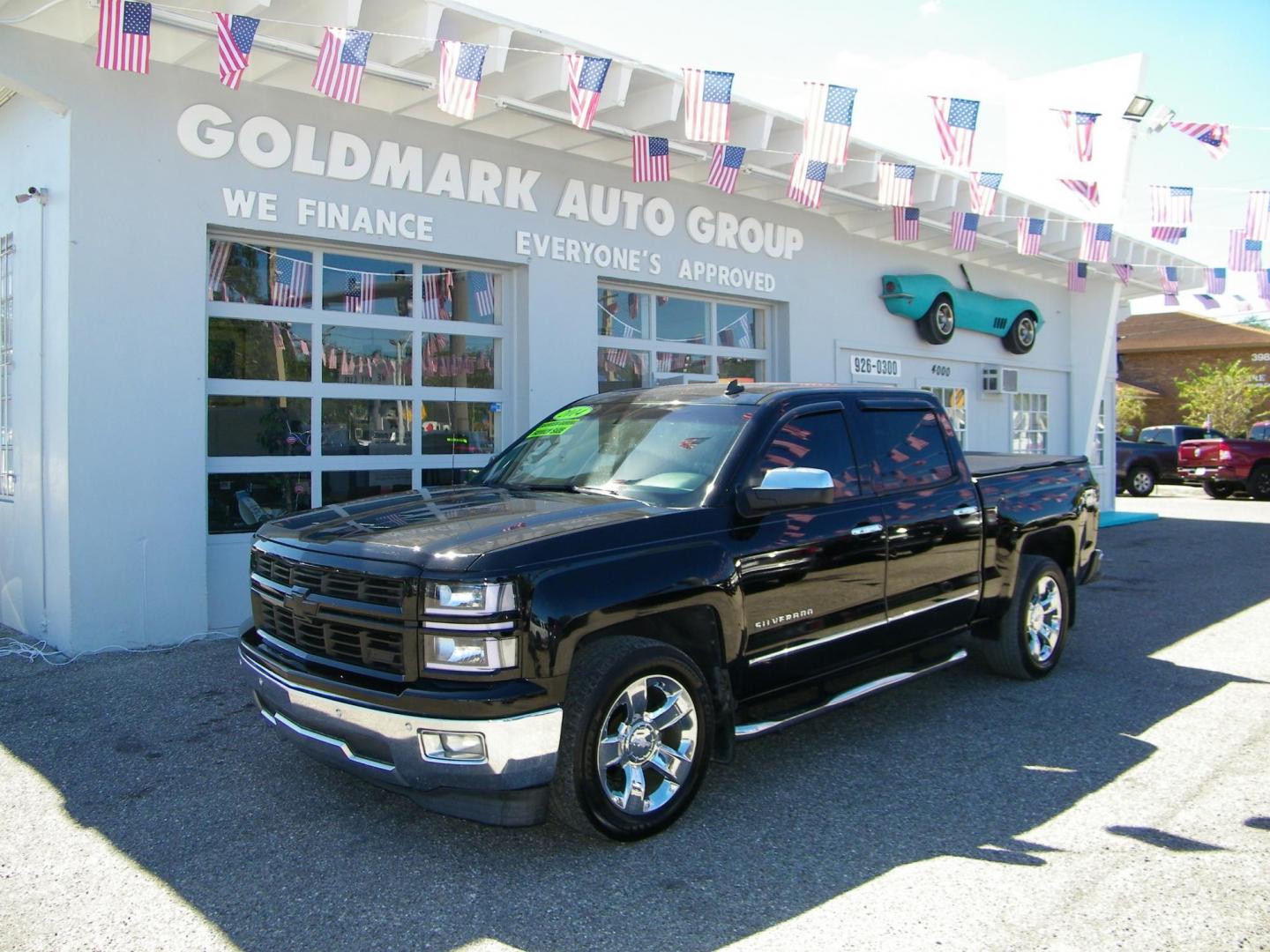 2014 Black /Black Chevrolet Silverado 1500 1LZ Crew Cab 2WD (3GCPCSEC5EG) with an 5.3L V8 OHV 16V engine, 6-Speed Automatic transmission, located at 4000 Bee Ridge Road, Sarasota, FL, 34233, (941) 926-0300, 27.298664, -82.489151 - Photo#5